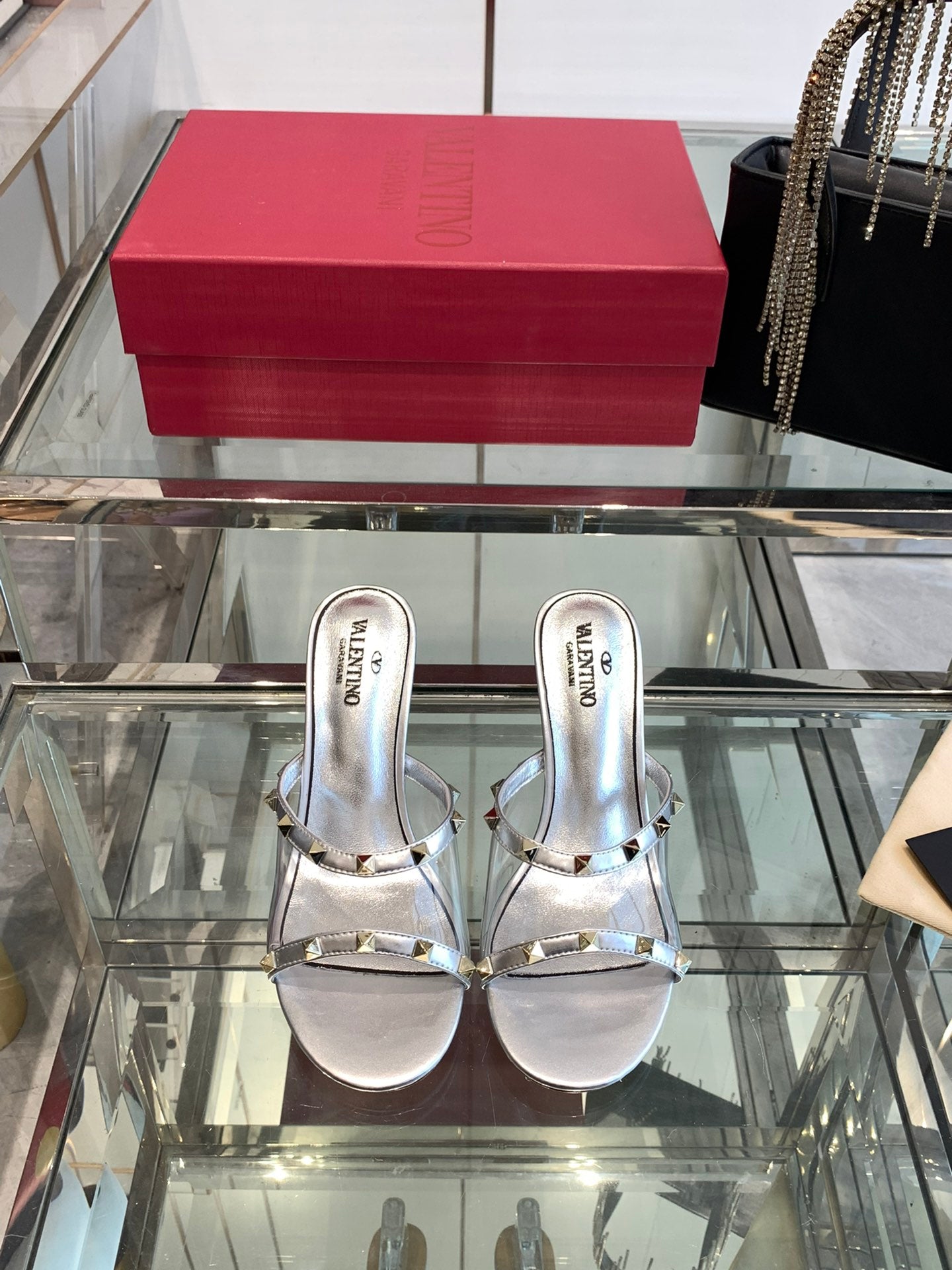 LuxluxHouse Best Quality Valentino Women Shoes