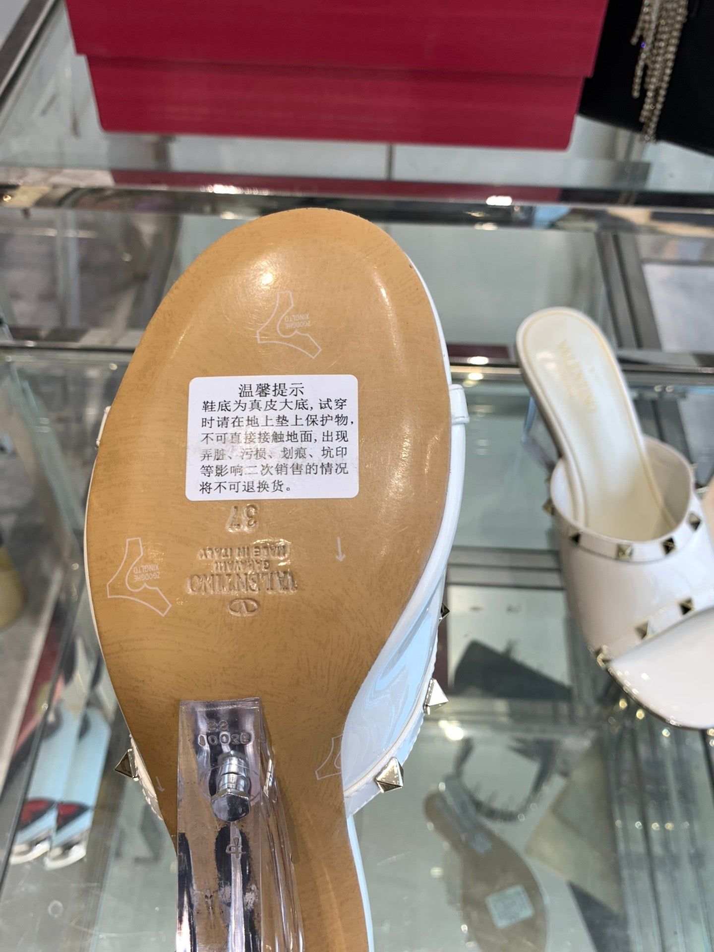 LuxluxHouse Best Quality Valentino Women Shoes