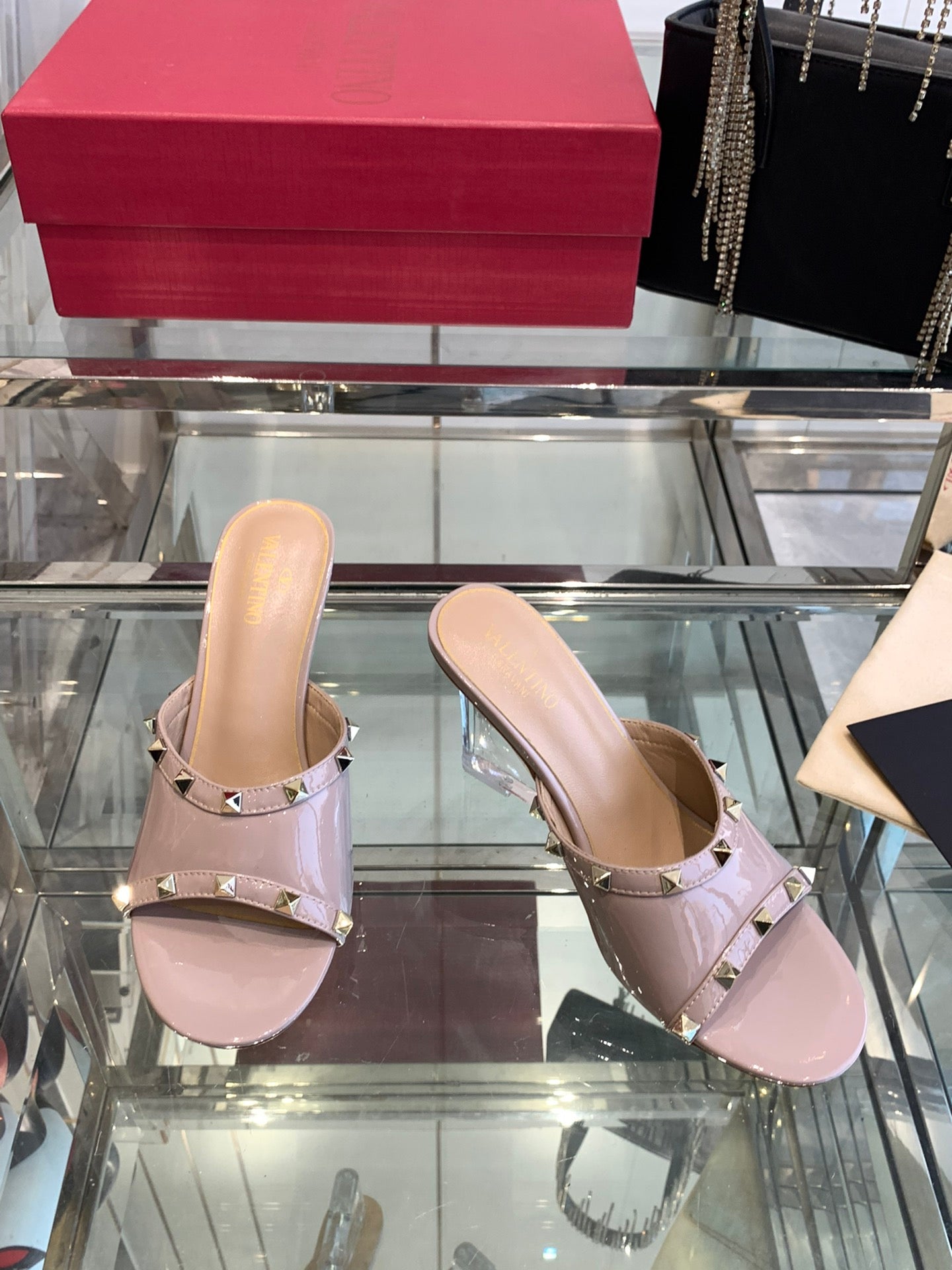 LuxluxHouse Best Quality Valentino Women Shoes