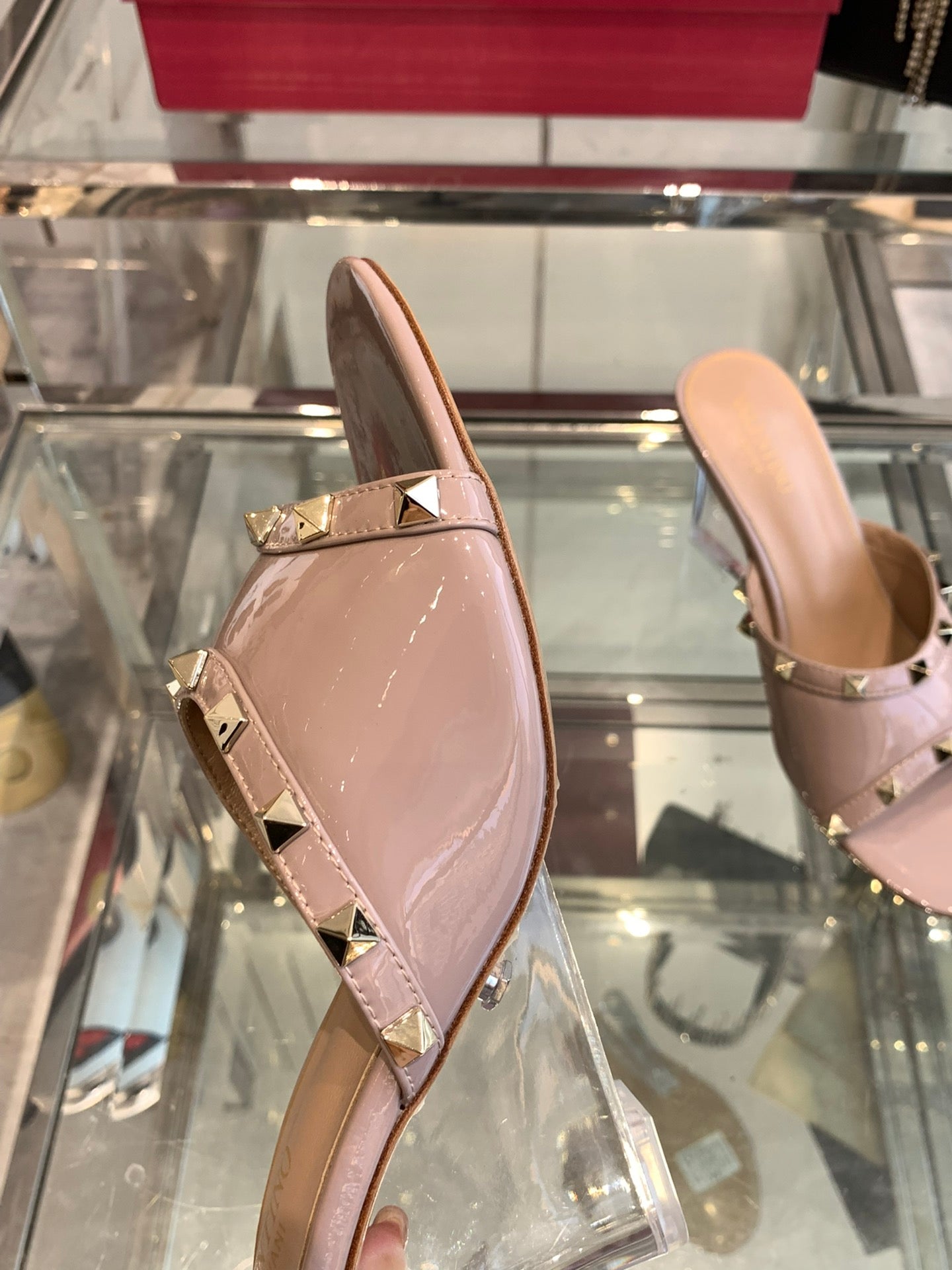 LuxluxHouse Best Quality Valentino Women Shoes