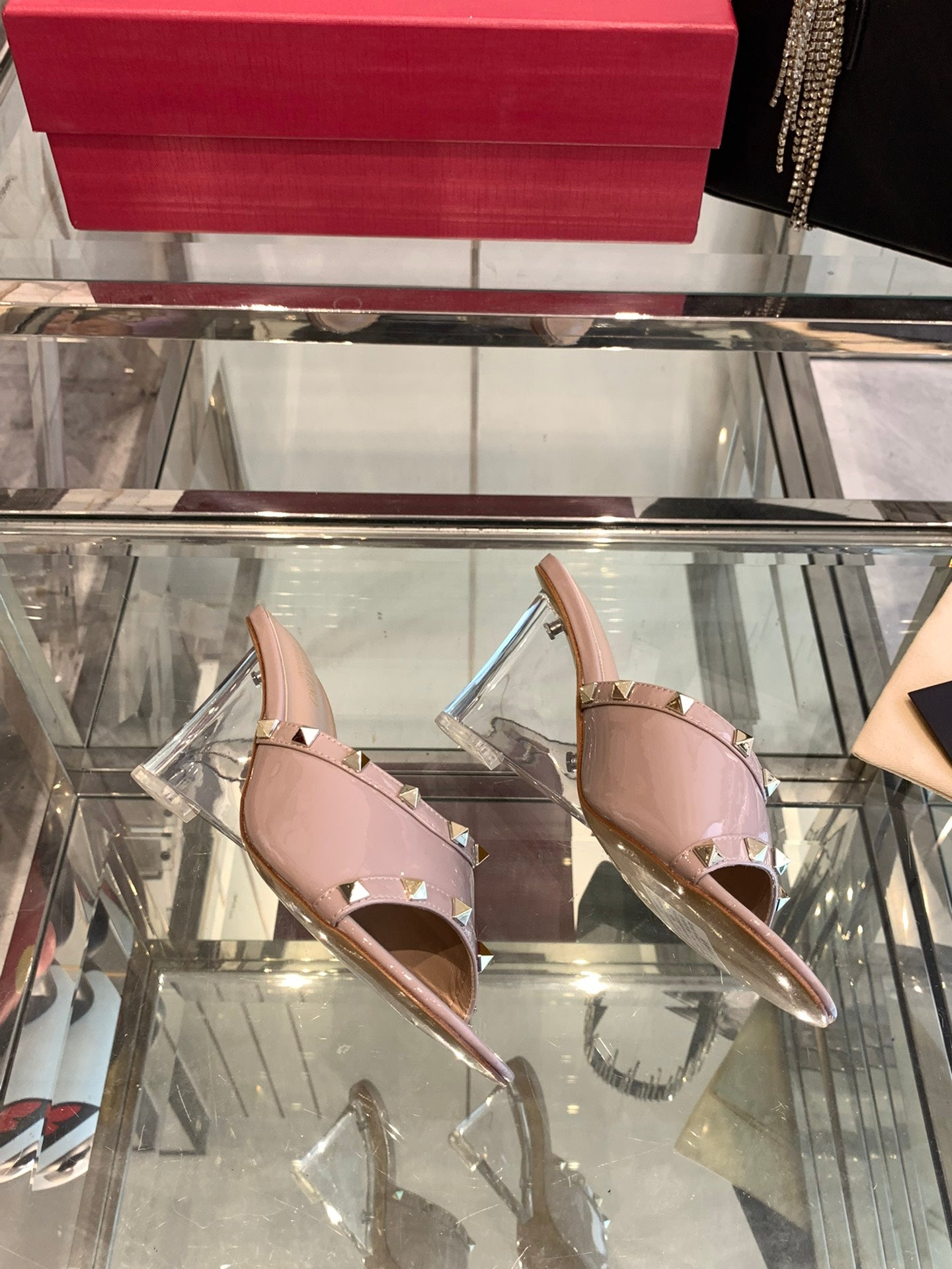 LuxluxHouse Best Quality Valentino Women Shoes