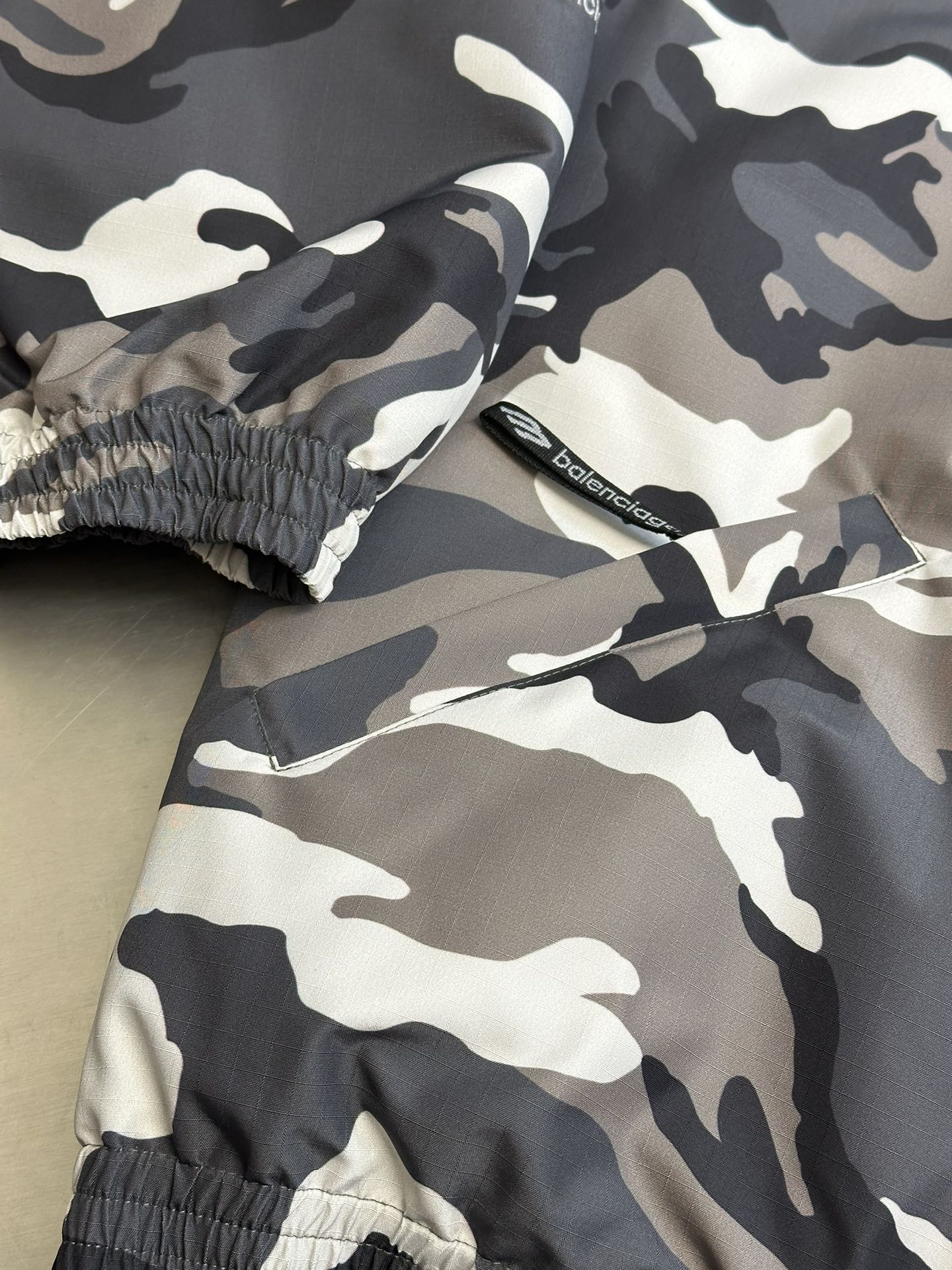 LuxluxHouse Best Quality Clothes Balenciaga Coats & Jackets