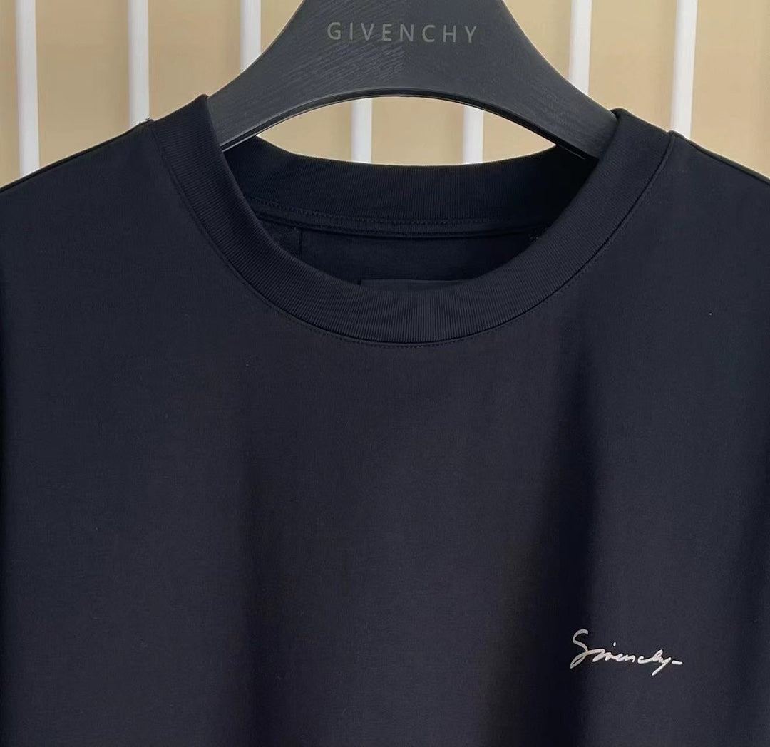LuxluxHouse Best Quality Clothes Givenchy T-shirt