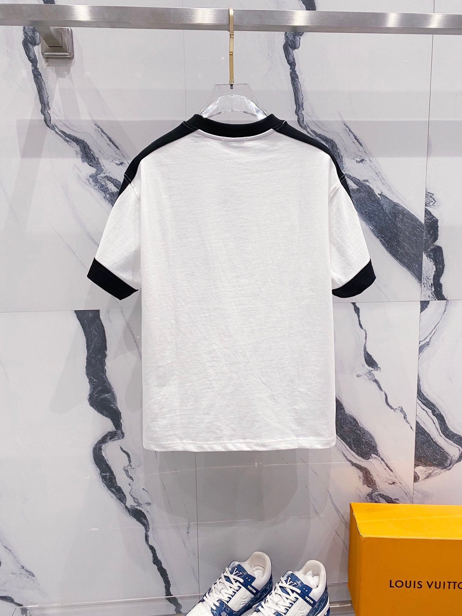LuxluxHouse Best Quality Clothes T-shirt Loewe