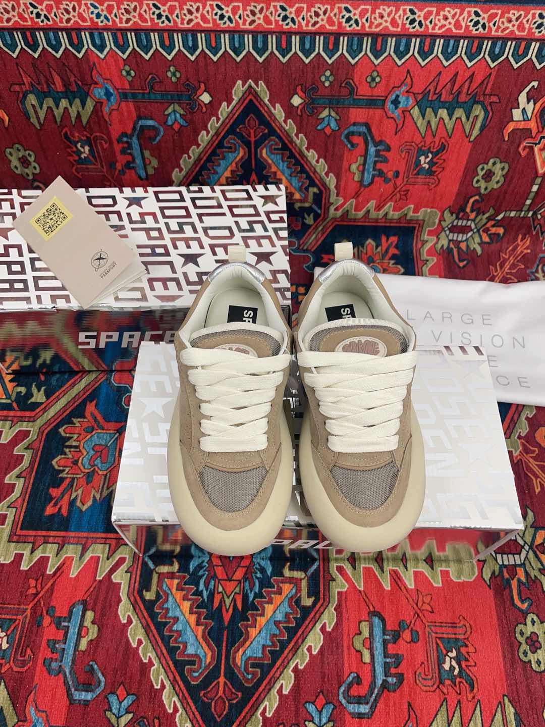 LuxluxHouse Best Quality Shoes Golden Goose