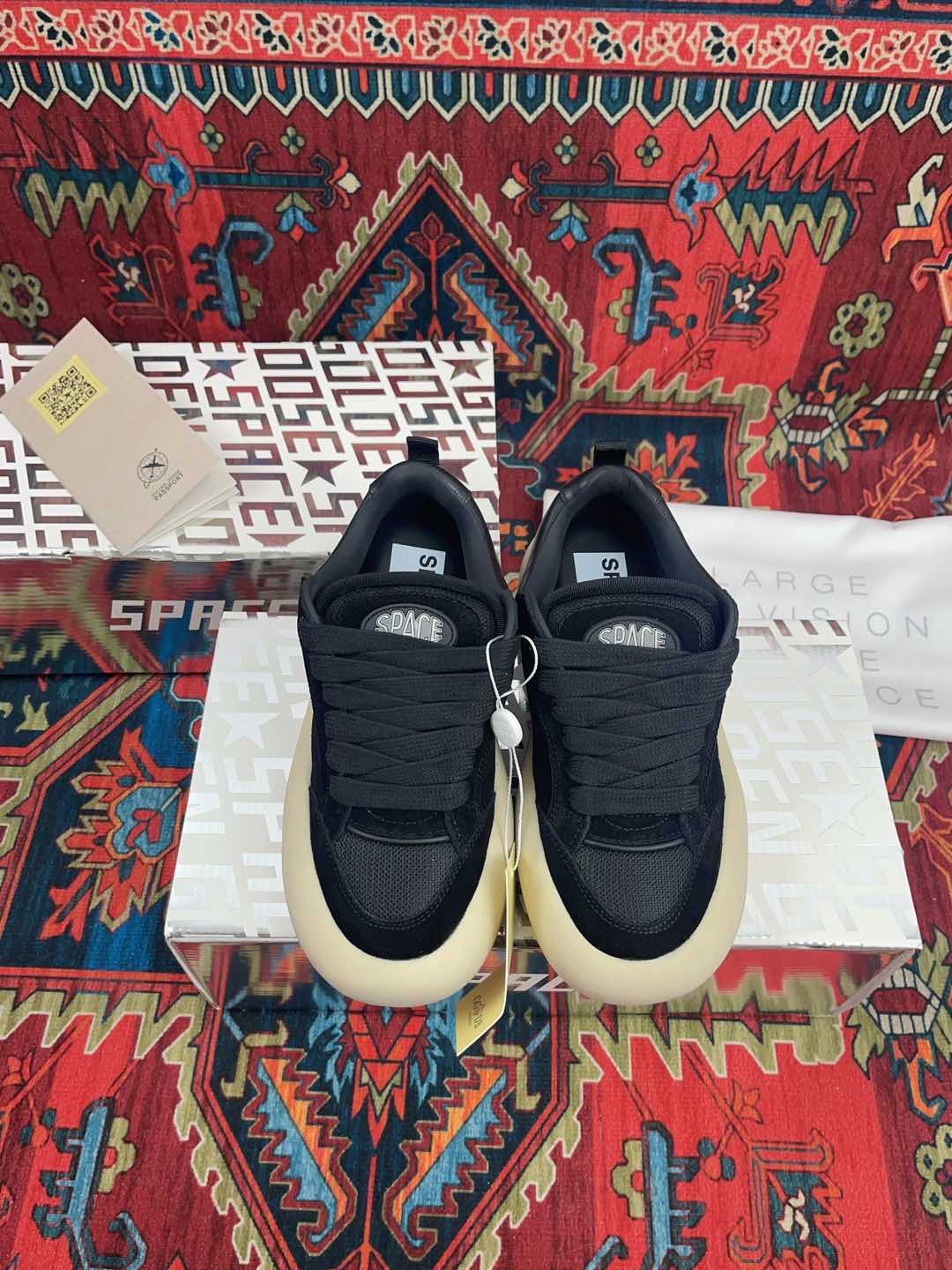 LuxluxHouse Best Quality Shoes Golden Goose