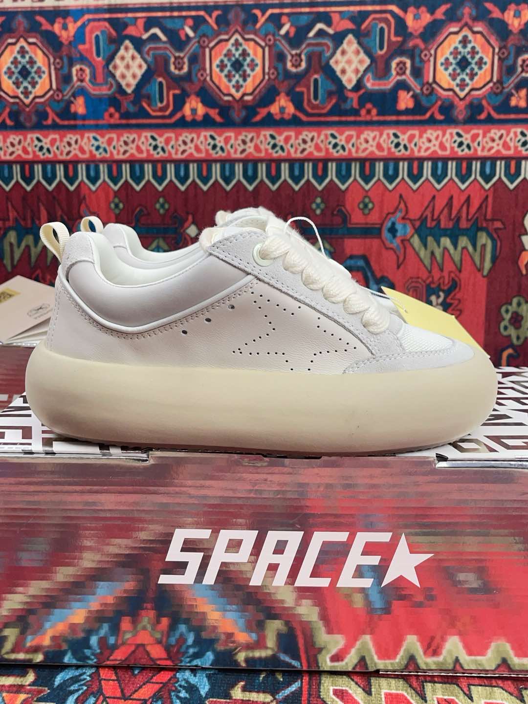 LuxluxHouse Best Quality Shoes Golden Goose