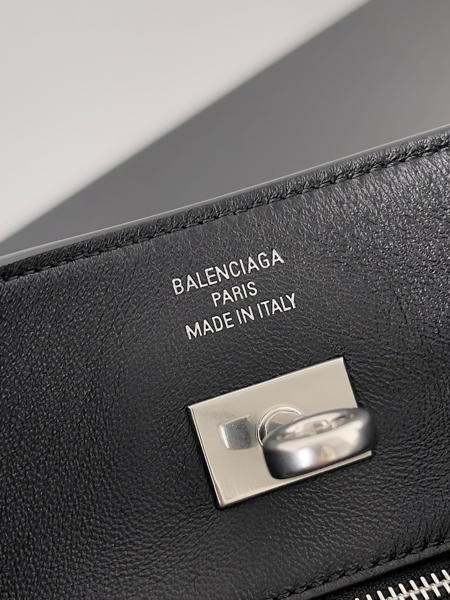 LuxluxHouse Best Quality Bags Balenciaga