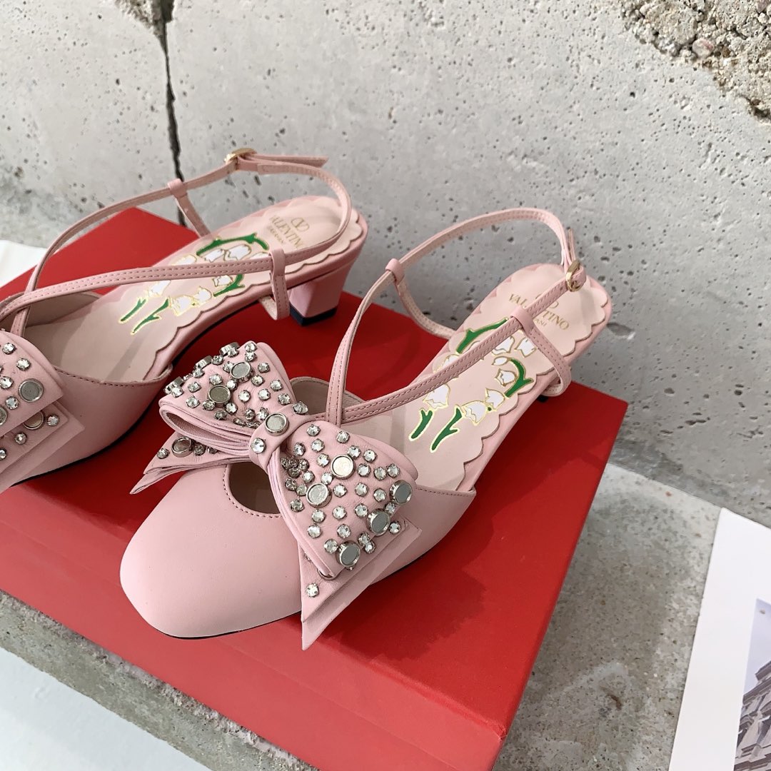 LuxluxHouse Best Quality Valentino Women Shoes