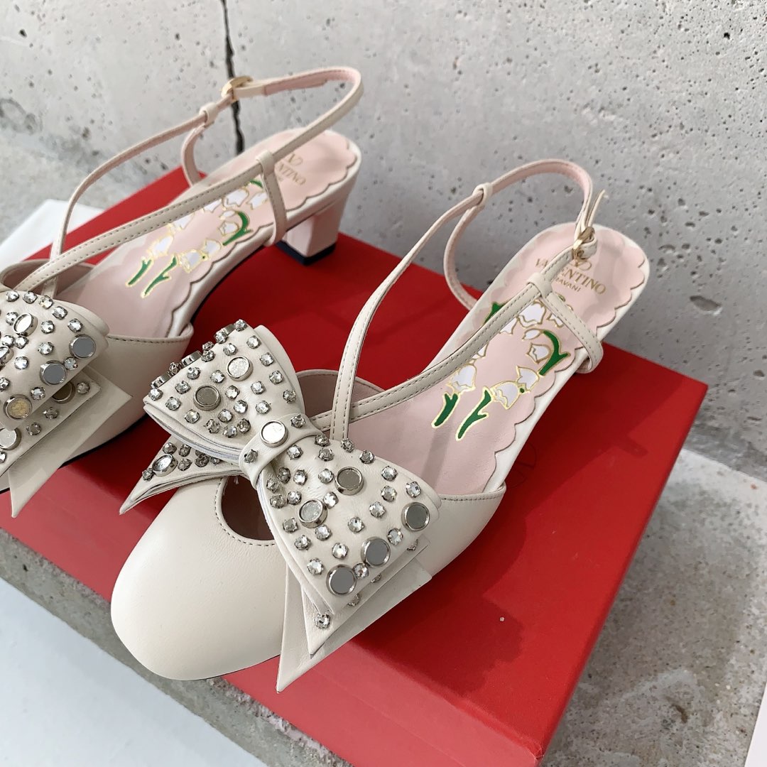 LuxluxHouse Best Quality Valentino Women Shoes