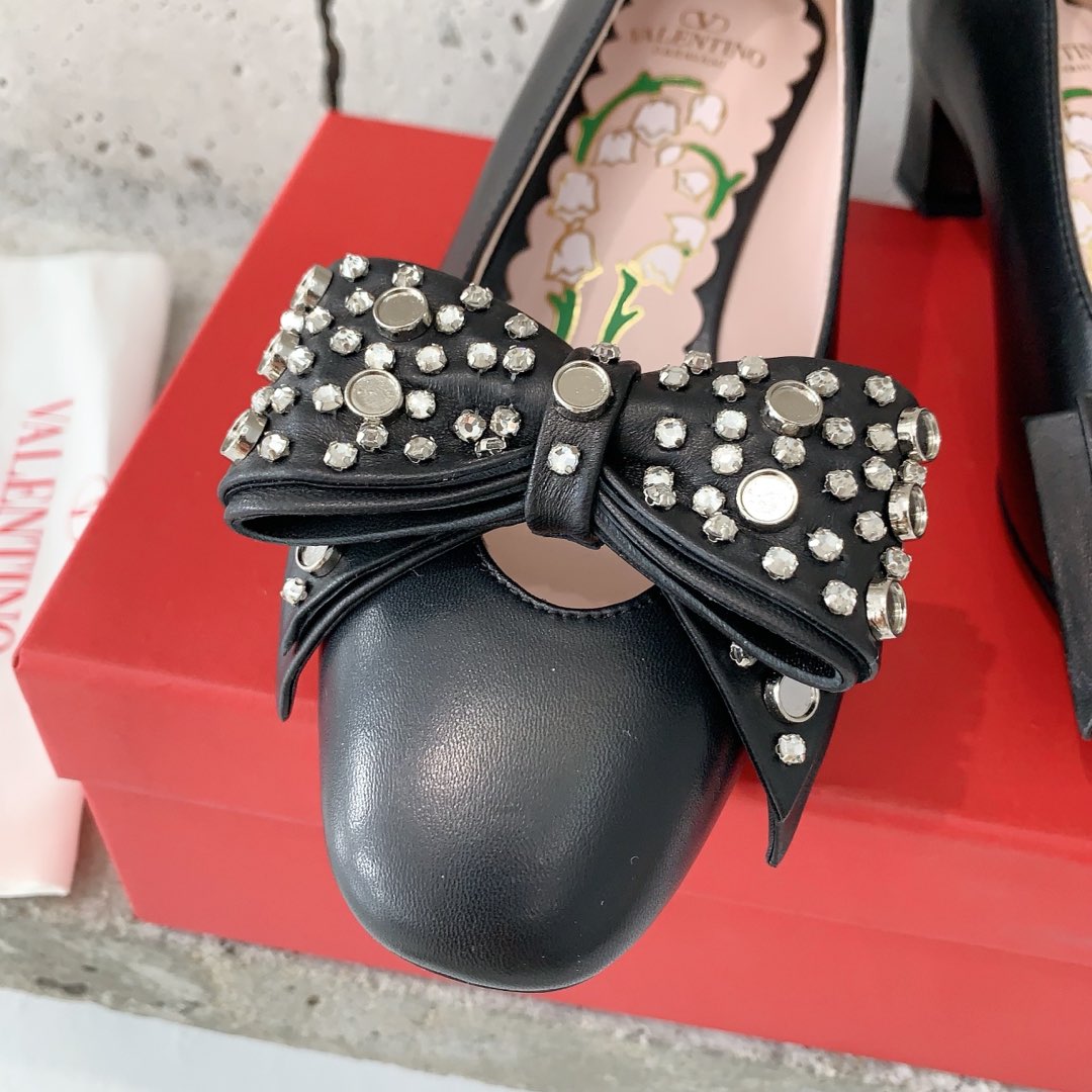 LuxluxHouse Best Quality Valentino Women Shoes