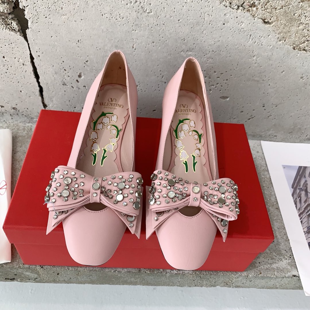 LuxluxHouse Best Quality Valentino Women Shoes