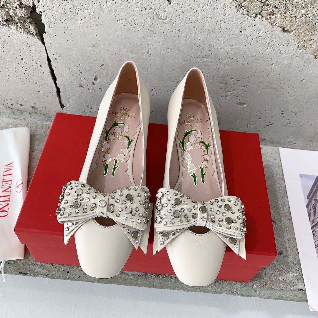 LuxluxHouse Best Quality Valentino Women Shoes