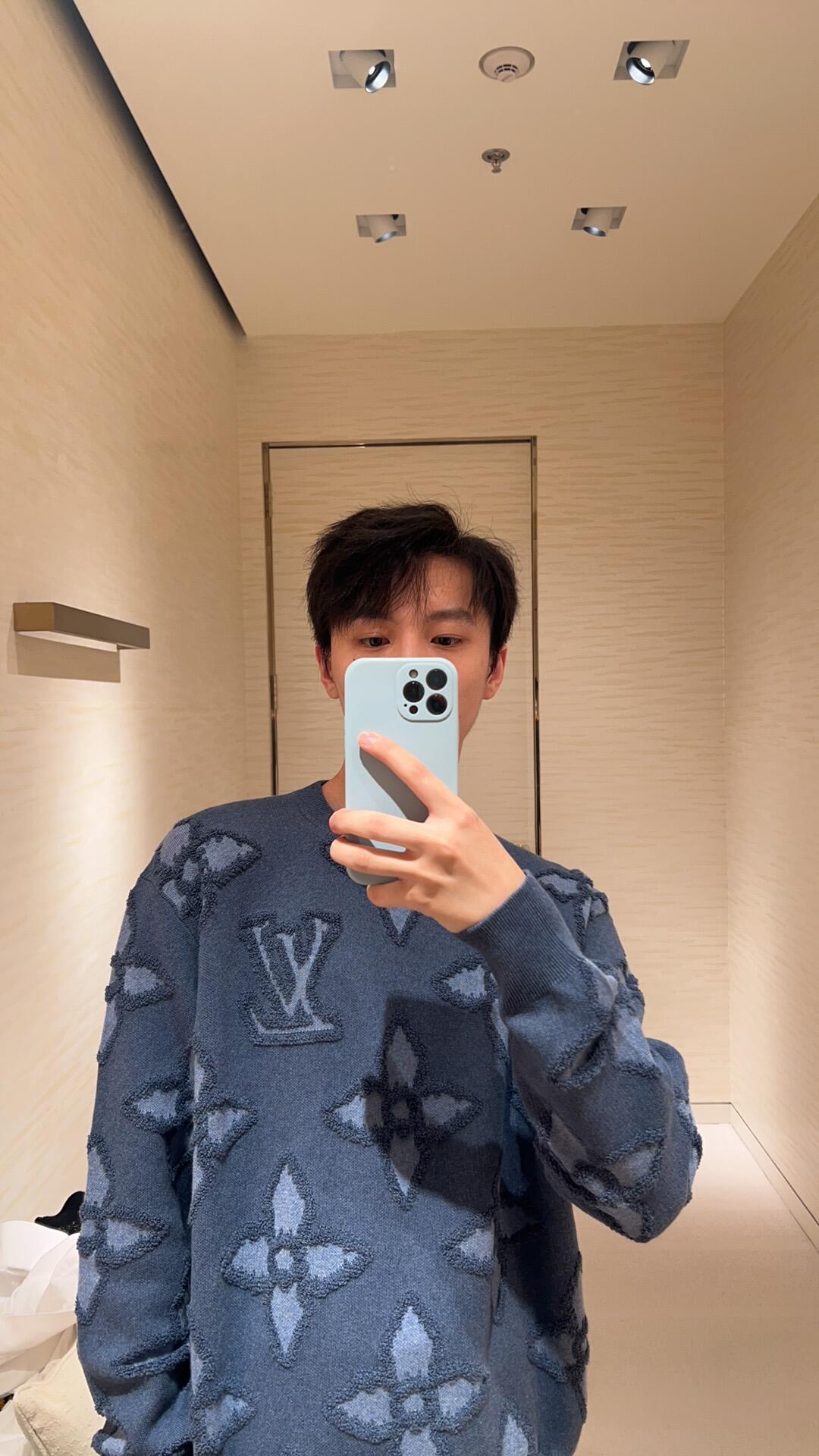 LuxluxHouse Best Quality Clothes Hoodie & Sweater Louis Vuitton