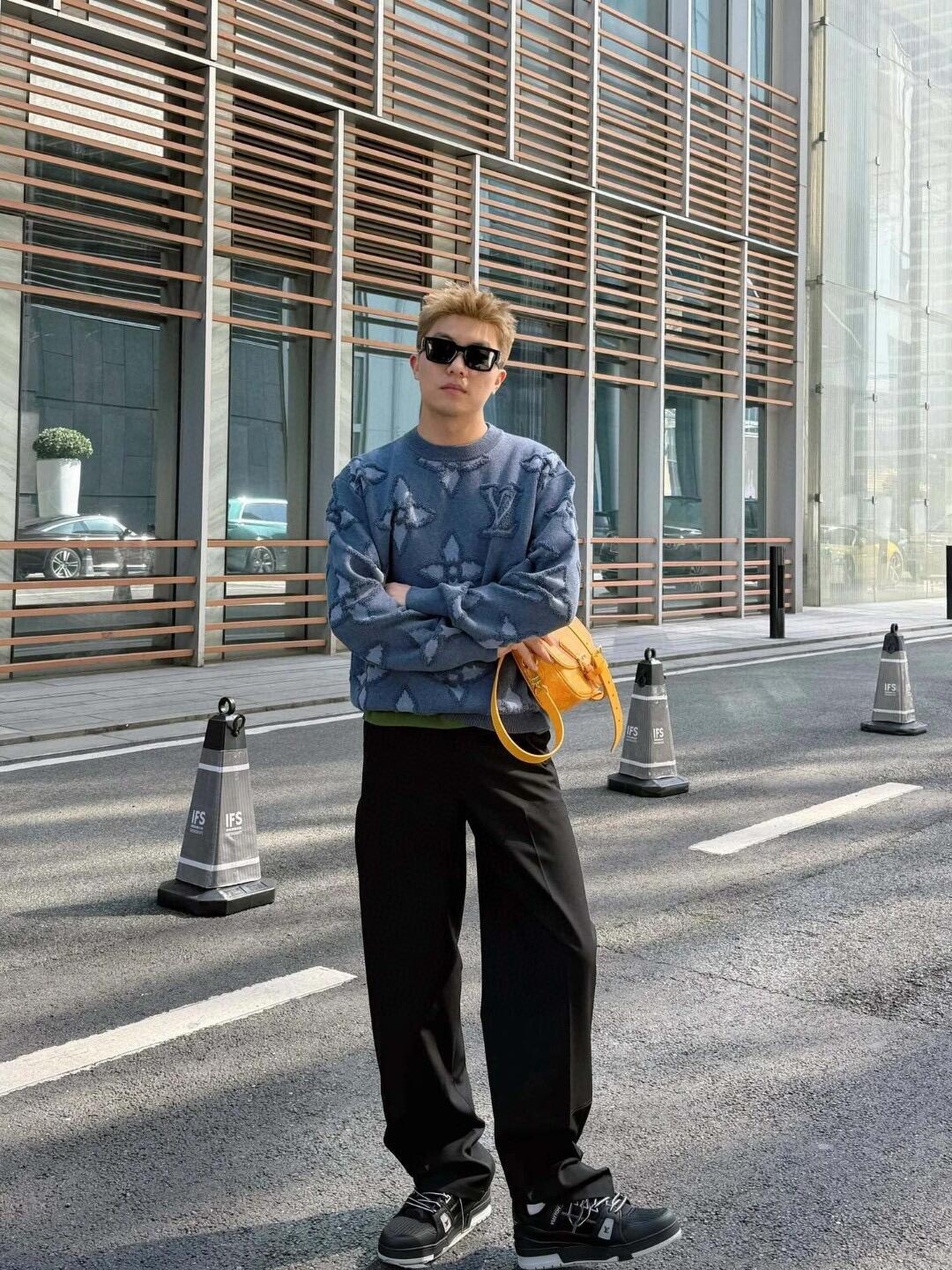 LuxluxHouse Best Quality Clothes Hoodie & Sweater Louis Vuitton
