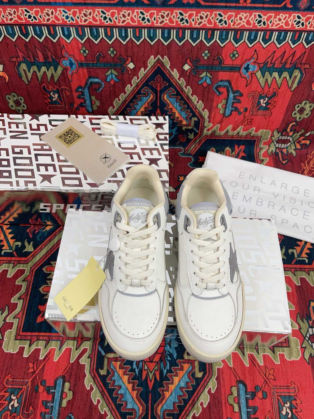 LuxluxHouse Best Quality Shoes Golden Goose