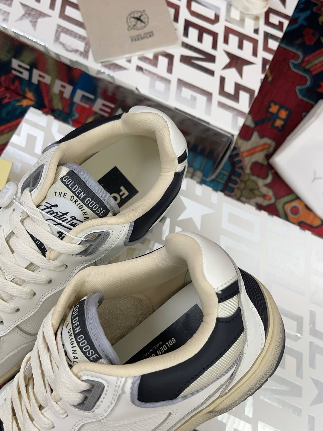 LuxluxHouse Best Quality Shoes Golden Goose