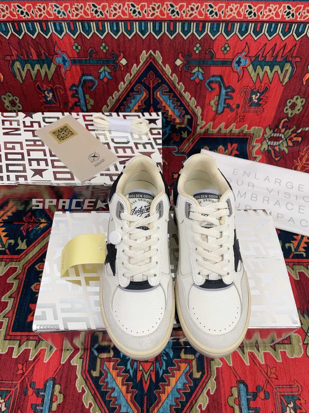 LuxluxHouse Best Quality Shoes Golden Goose