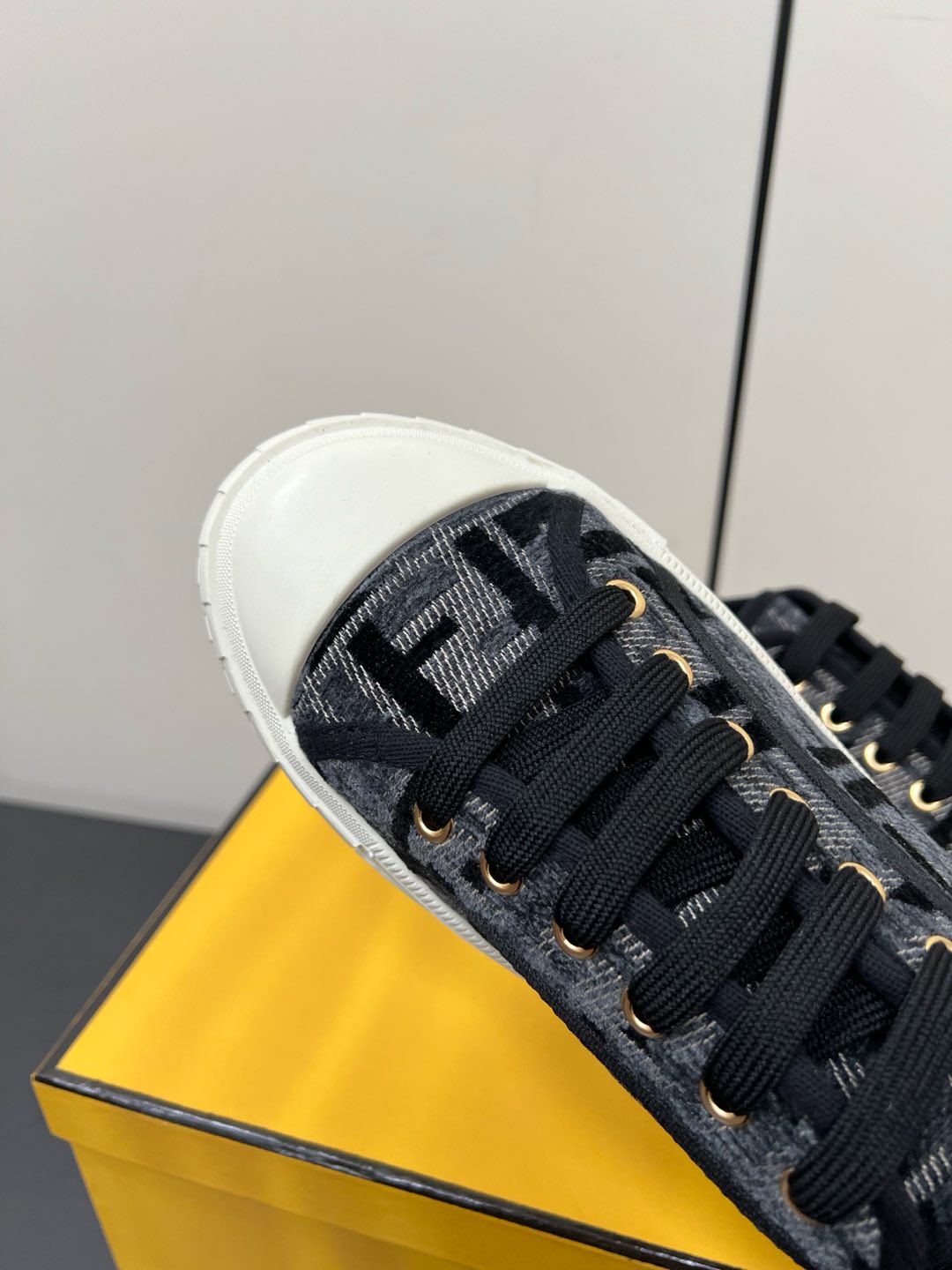 LuxluxHouse Best Quality Fendi Women Shoes