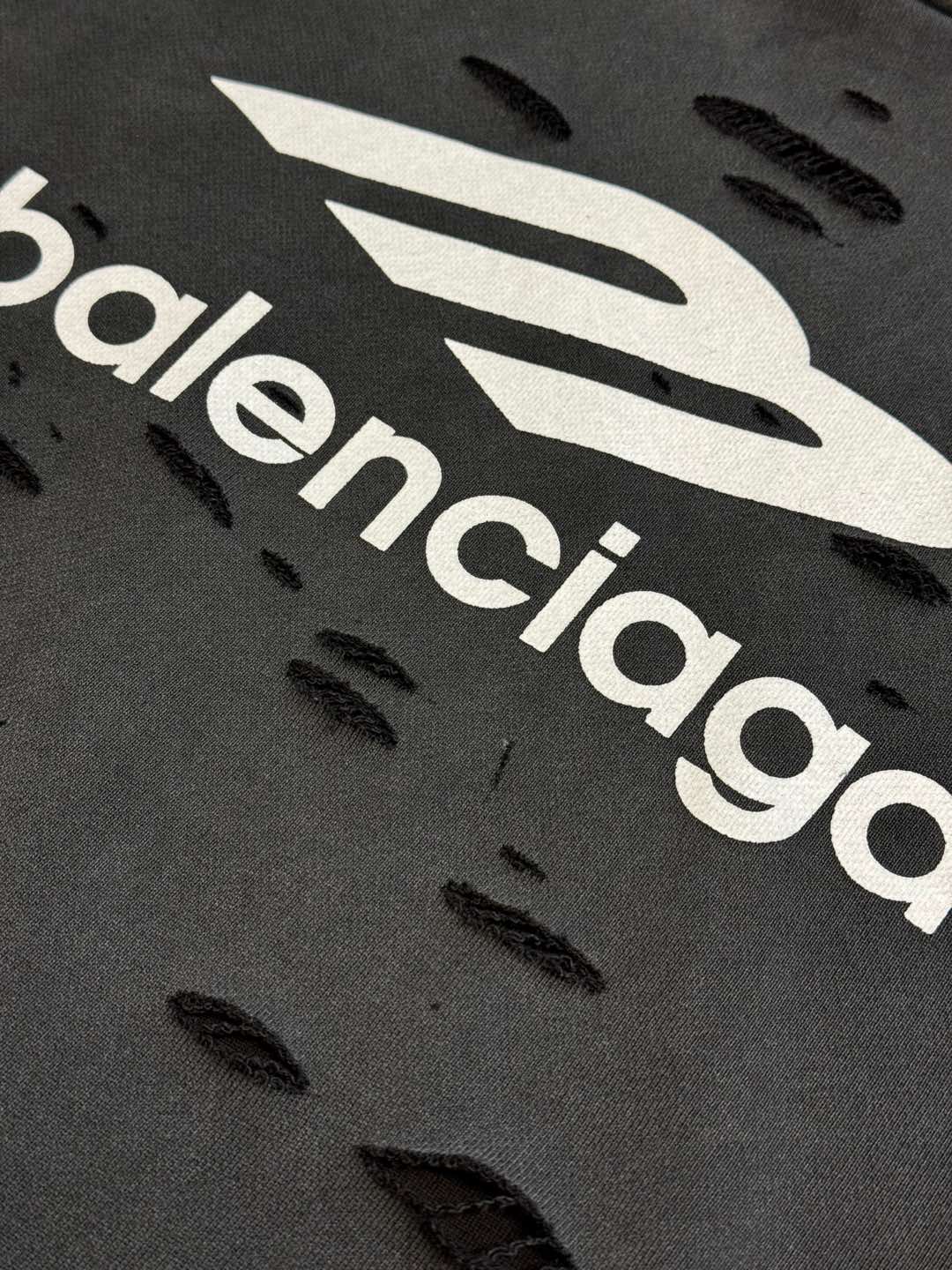 LuxluxHouse Best Quality Clothes Balenciaga Hoodie & Sweater