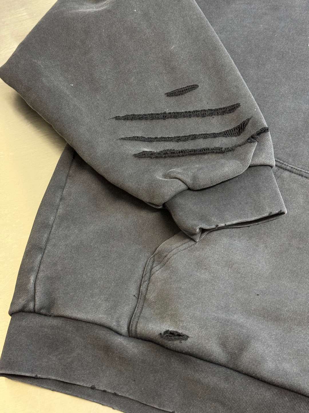 LuxluxHouse Best Quality Clothes Balenciaga Hoodie & Sweater