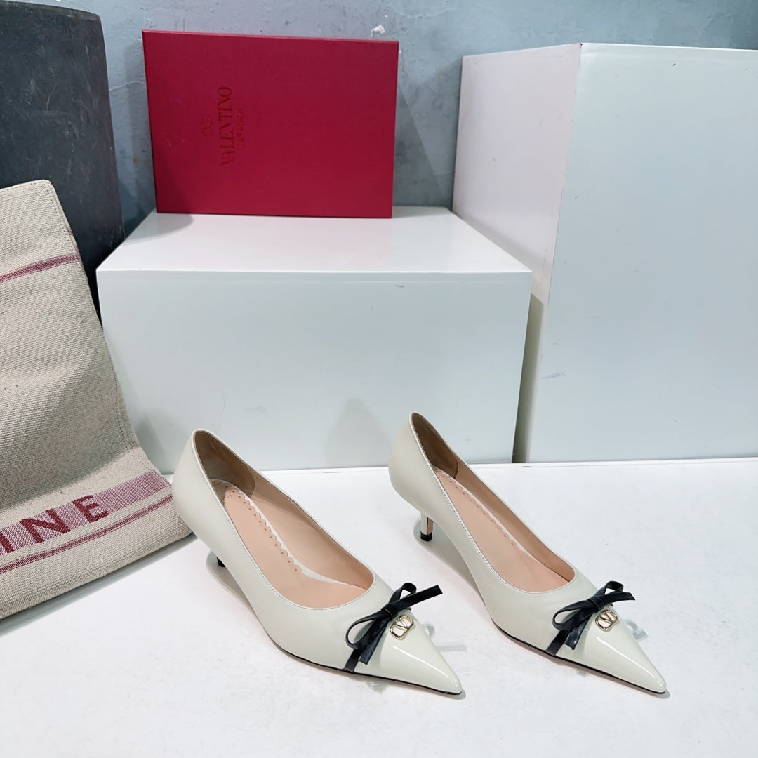 LuxluxHouse Best Quality Valentino Women Shoes