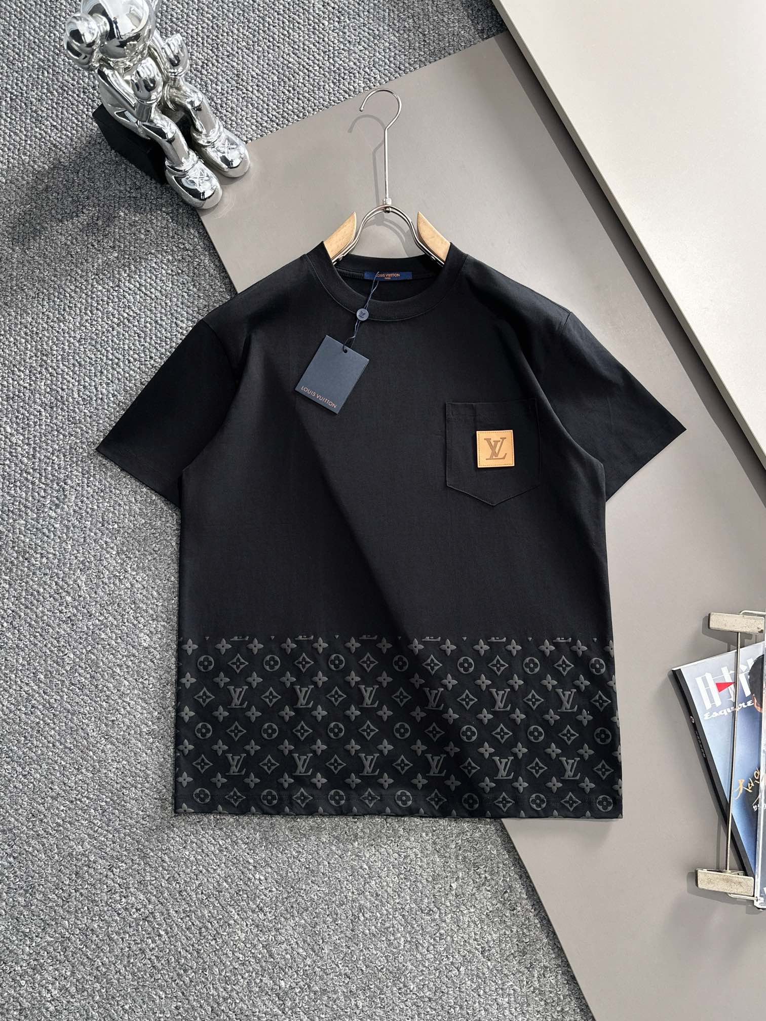 LuxluxHouse Best Quality Clothes T-shirt Louis Vuitton