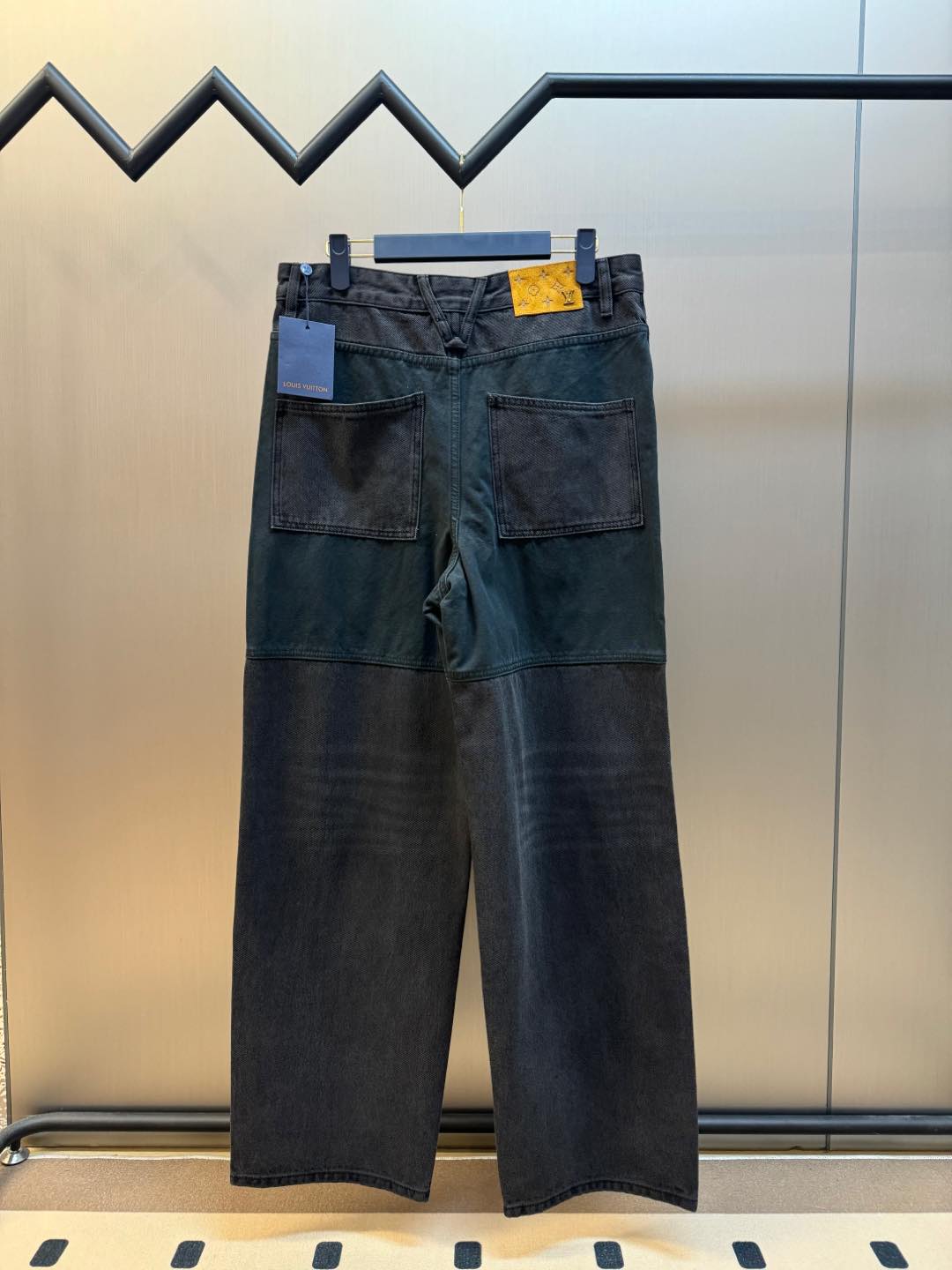 LuxluxHouse Best Quality Clothes Pants Louis Vuitton