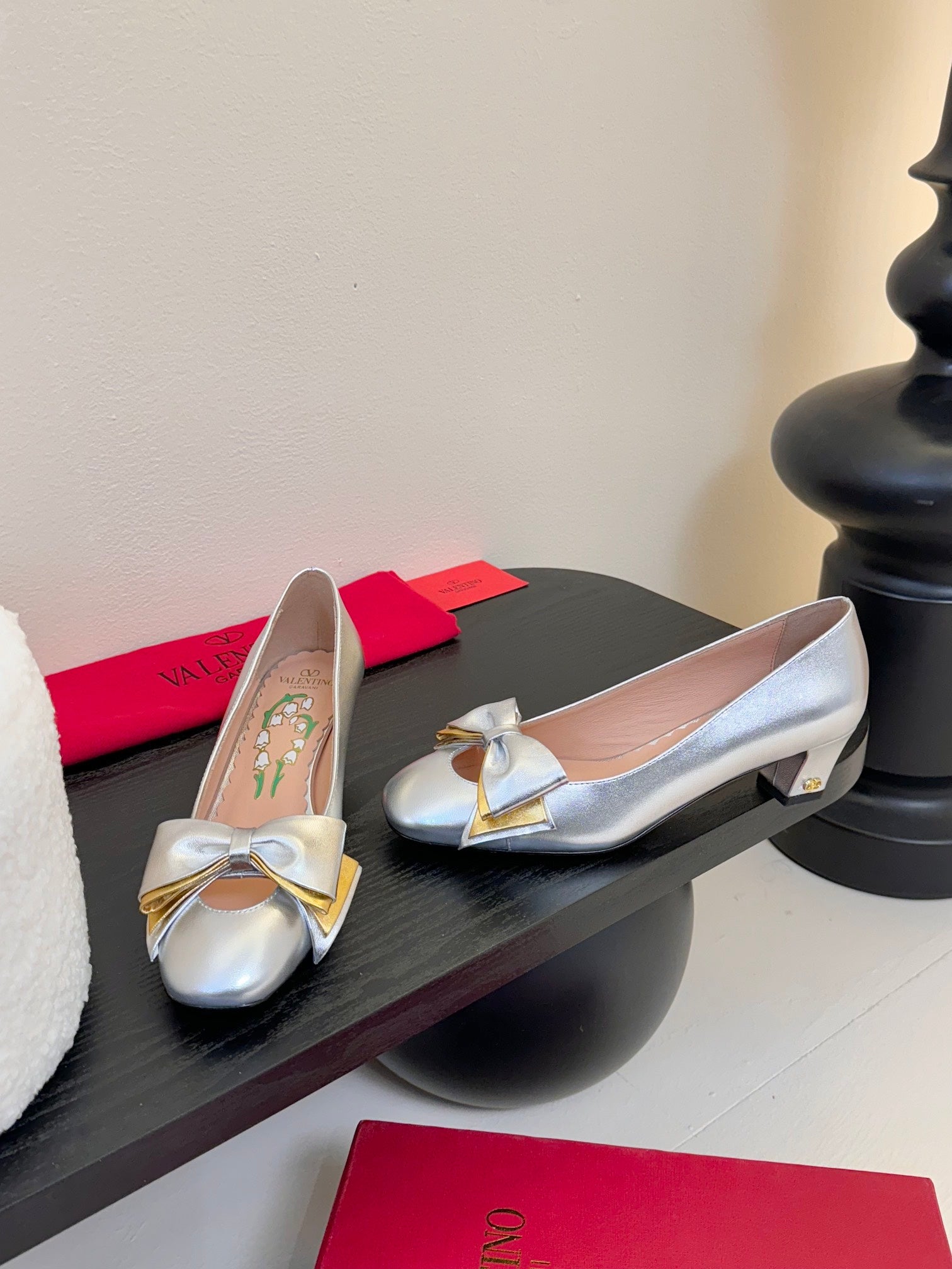 LuxluxHouse Best Quality Valentino Women Shoes