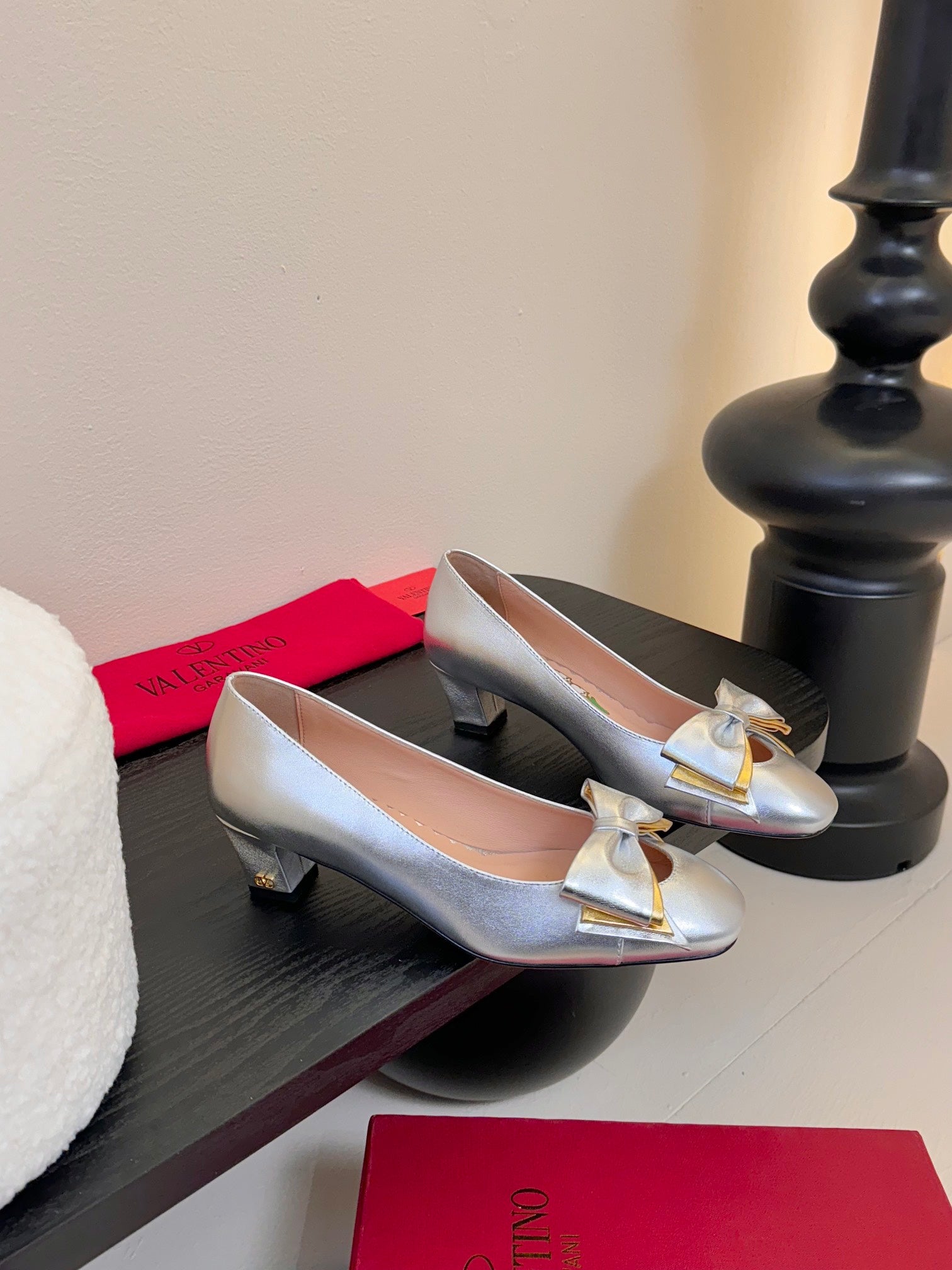 LuxluxHouse Best Quality Valentino Women Shoes