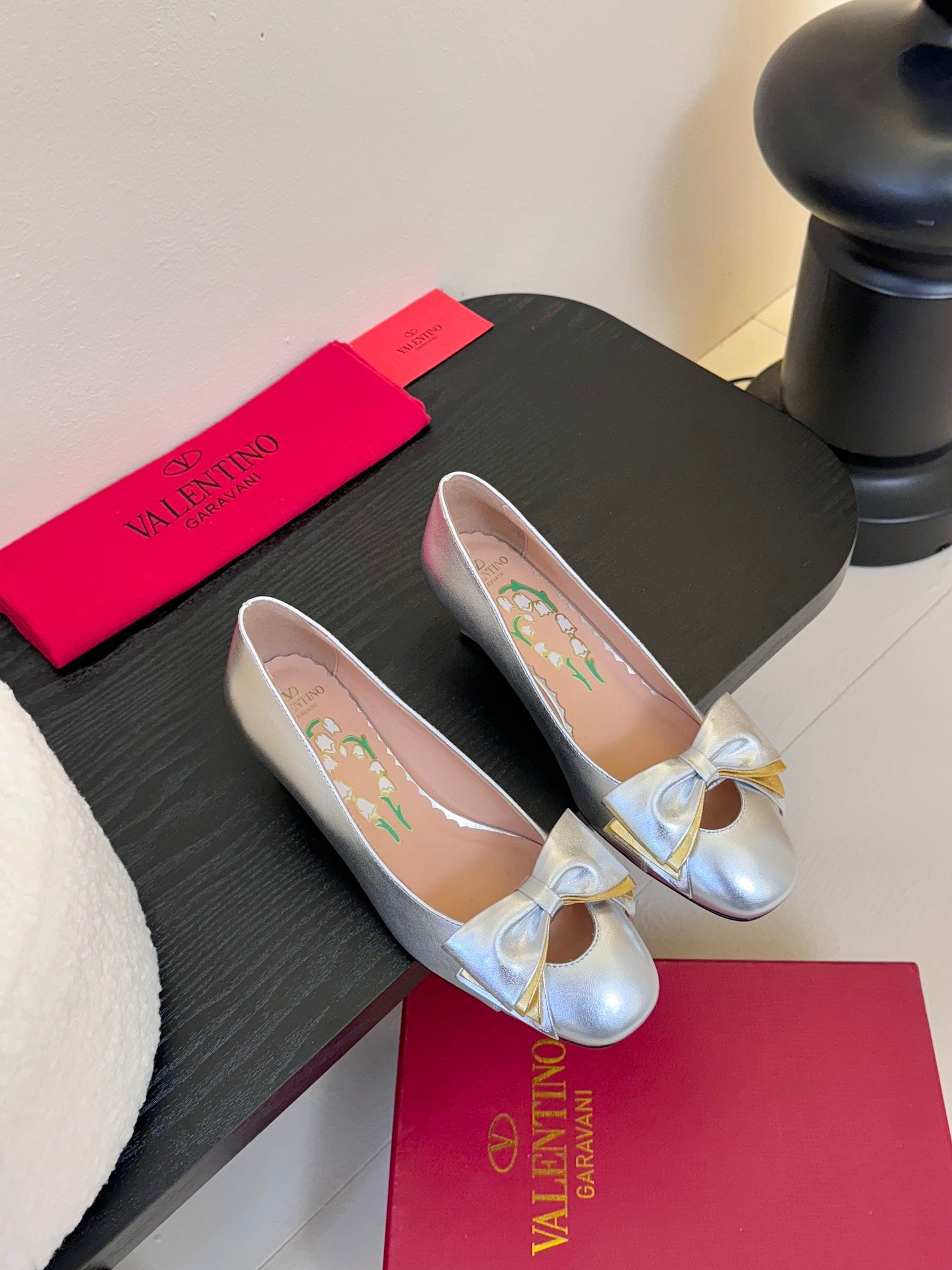 LuxluxHouse Best Quality Valentino Women Shoes