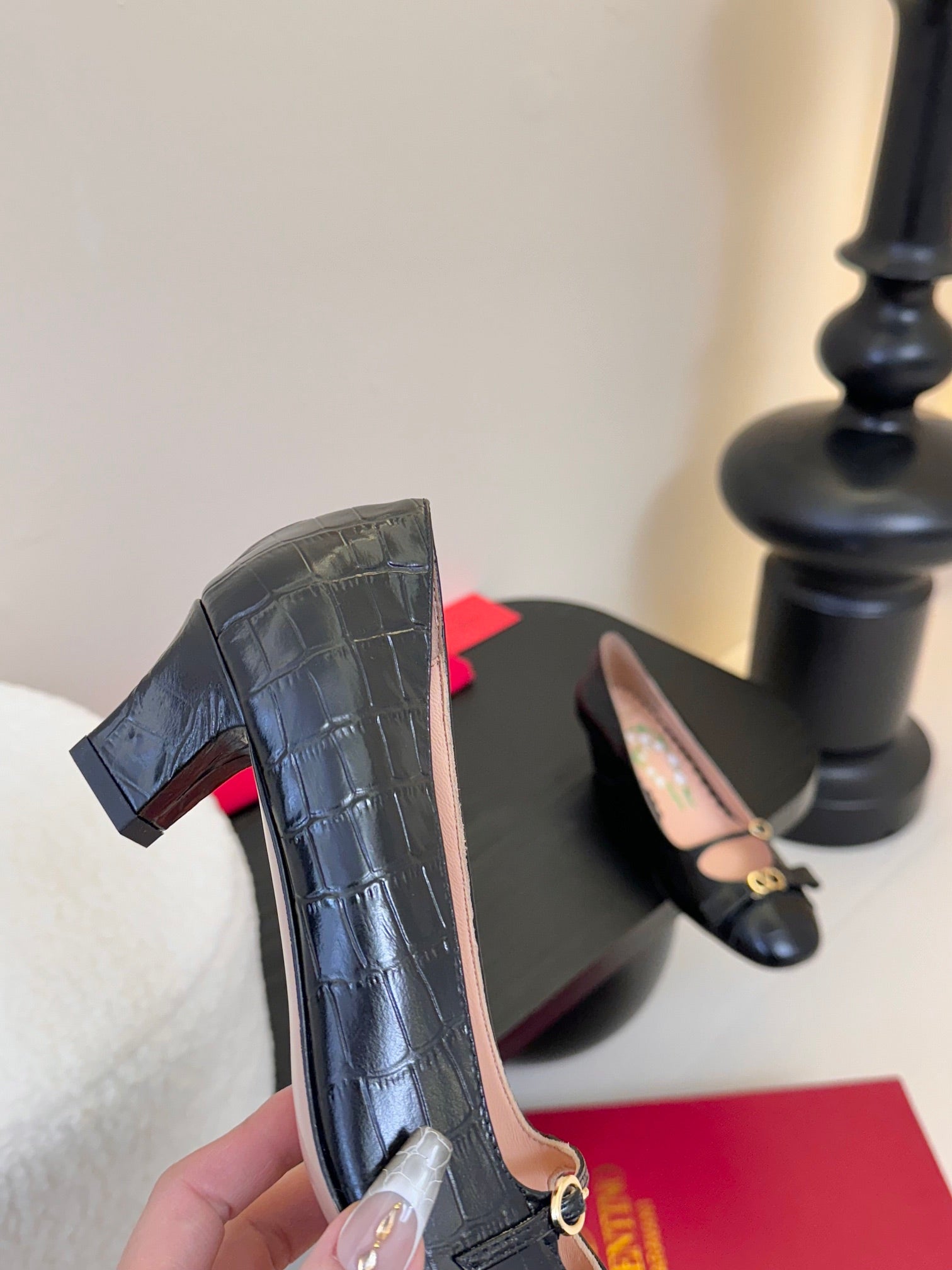 LuxluxHouse Best Quality Valentino Women Shoes