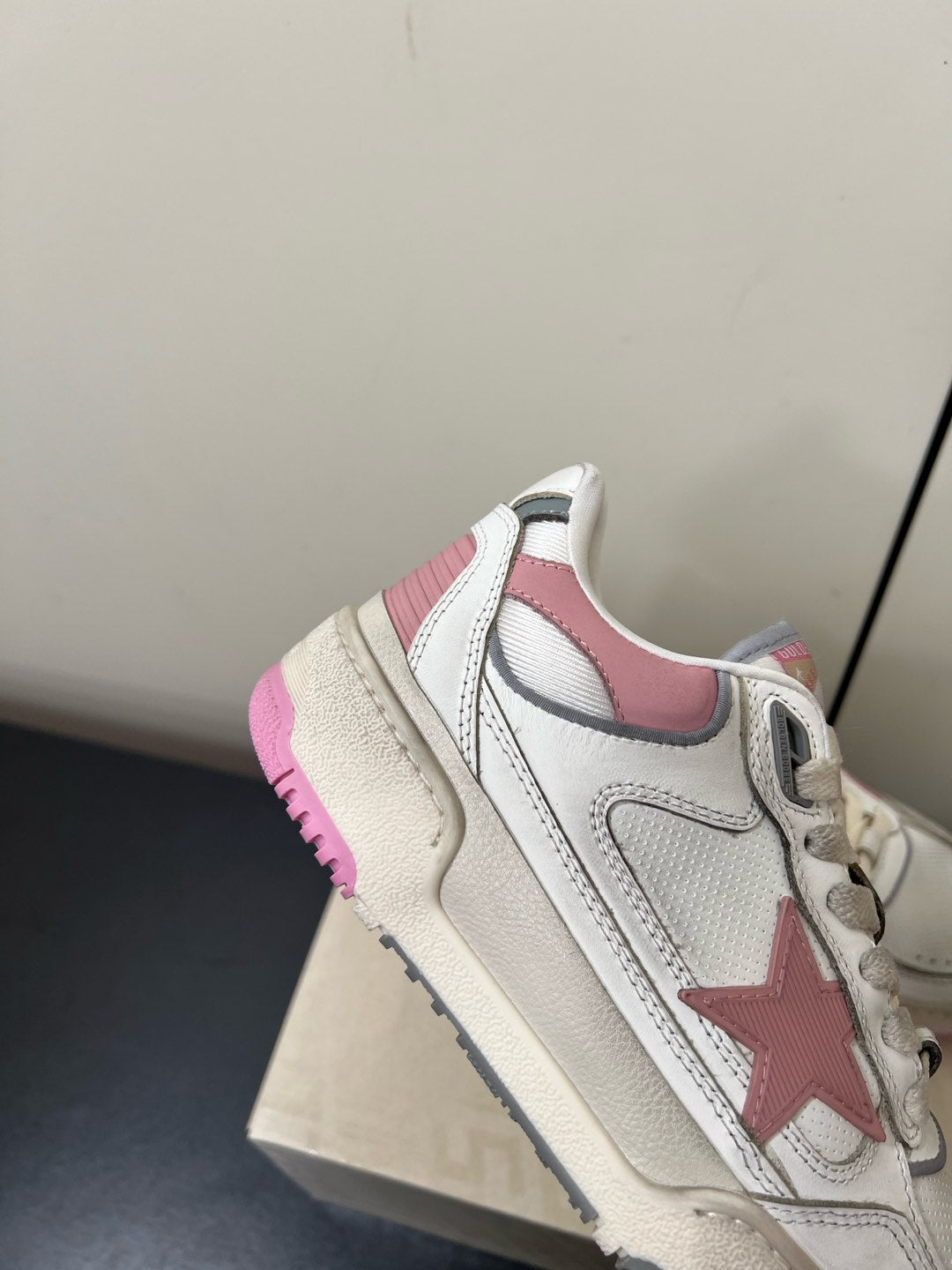 LuxluxHouse Best Quality Shoes Golden Goose