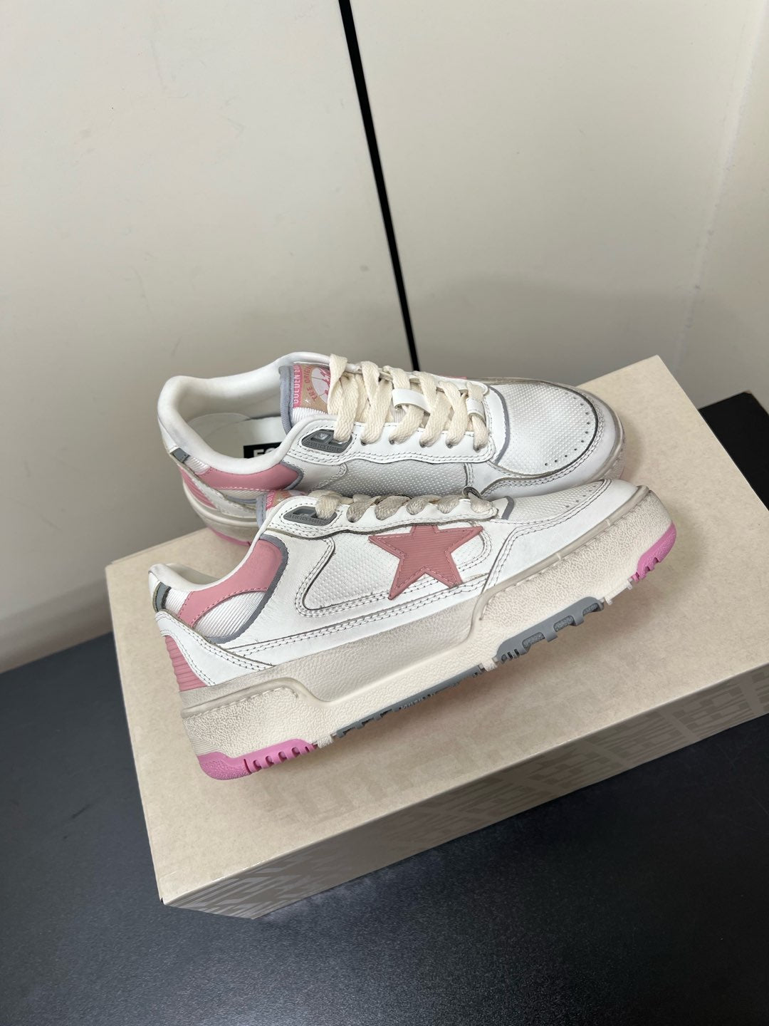 LuxluxHouse Best Quality Shoes Golden Goose