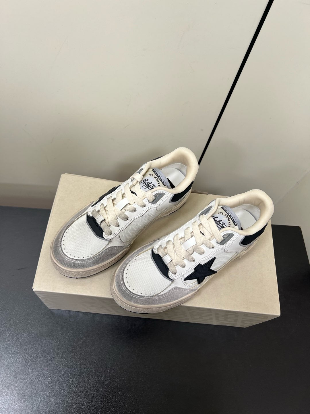 LuxluxHouse Best Quality Shoes Golden Goose