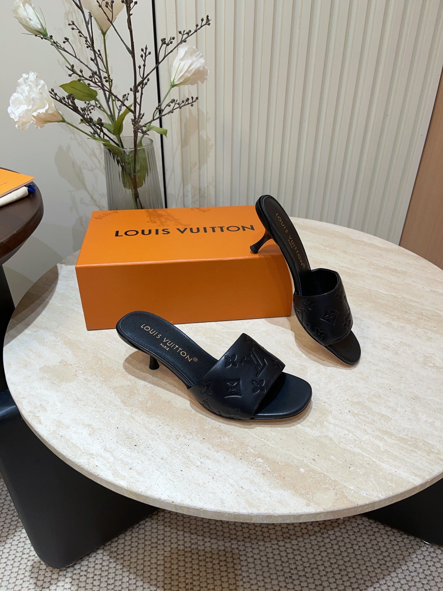 LuxluxHouse Best Quality Women Shoes Louis Vuitton