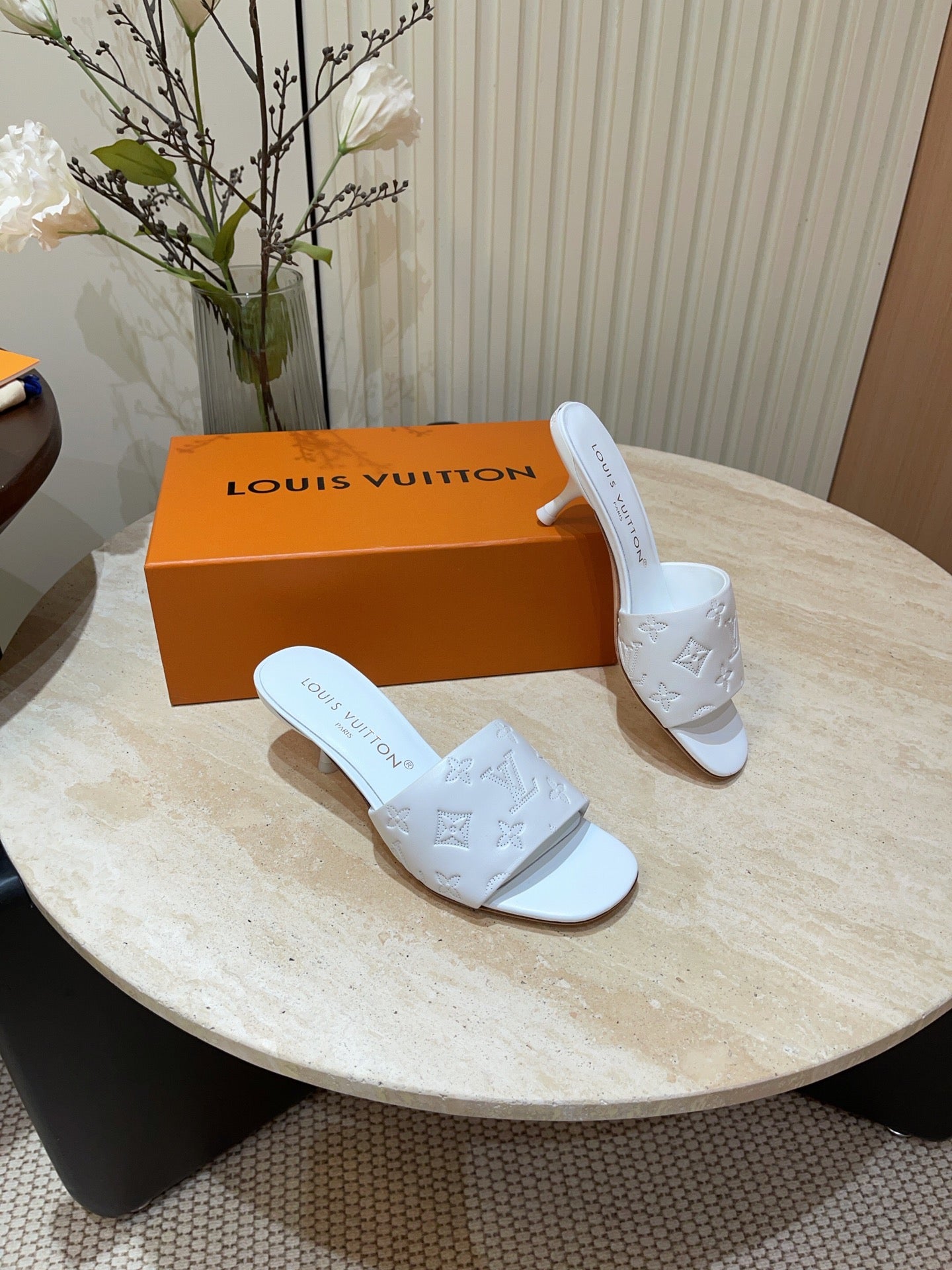LuxluxHouse Best Quality Women Shoes Louis Vuitton