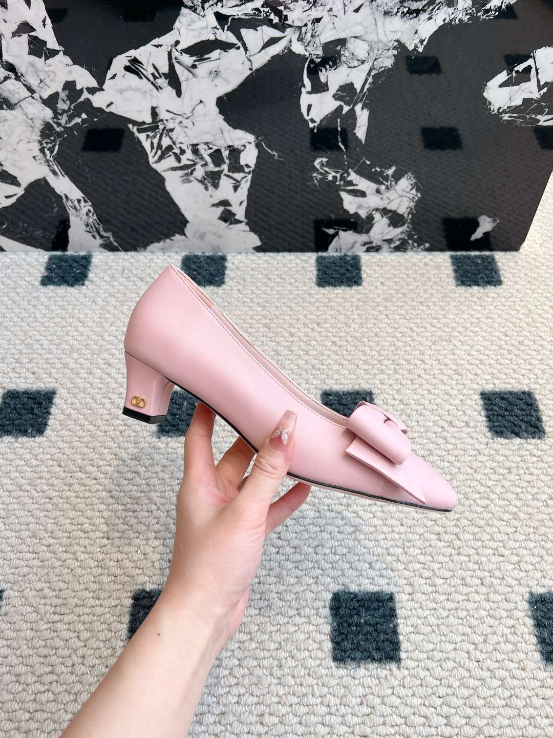 LuxluxHouse Best Quality Valentino Women Shoes