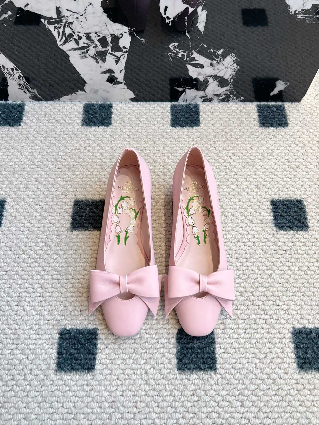 LuxluxHouse Best Quality Valentino Women Shoes
