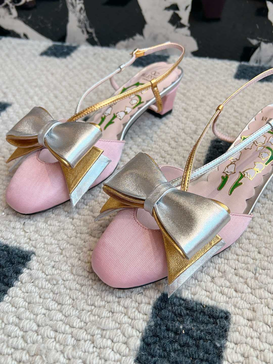 LuxluxHouse Best Quality Valentino Women Shoes