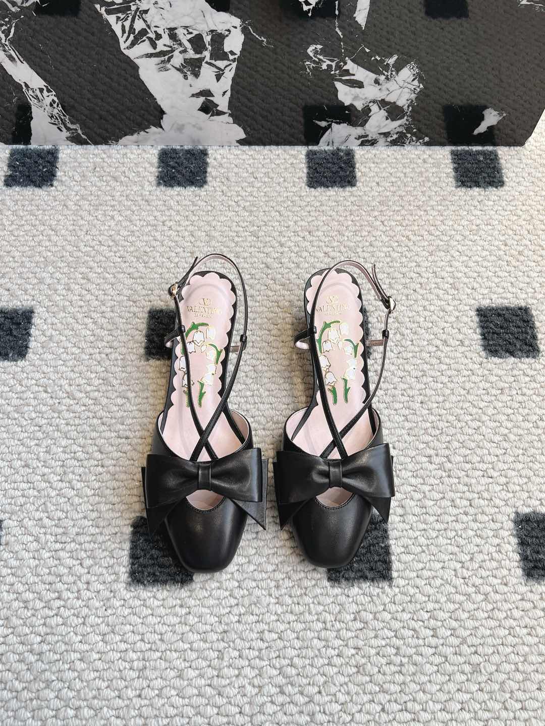 LuxluxHouse Best Quality Valentino Women Shoes