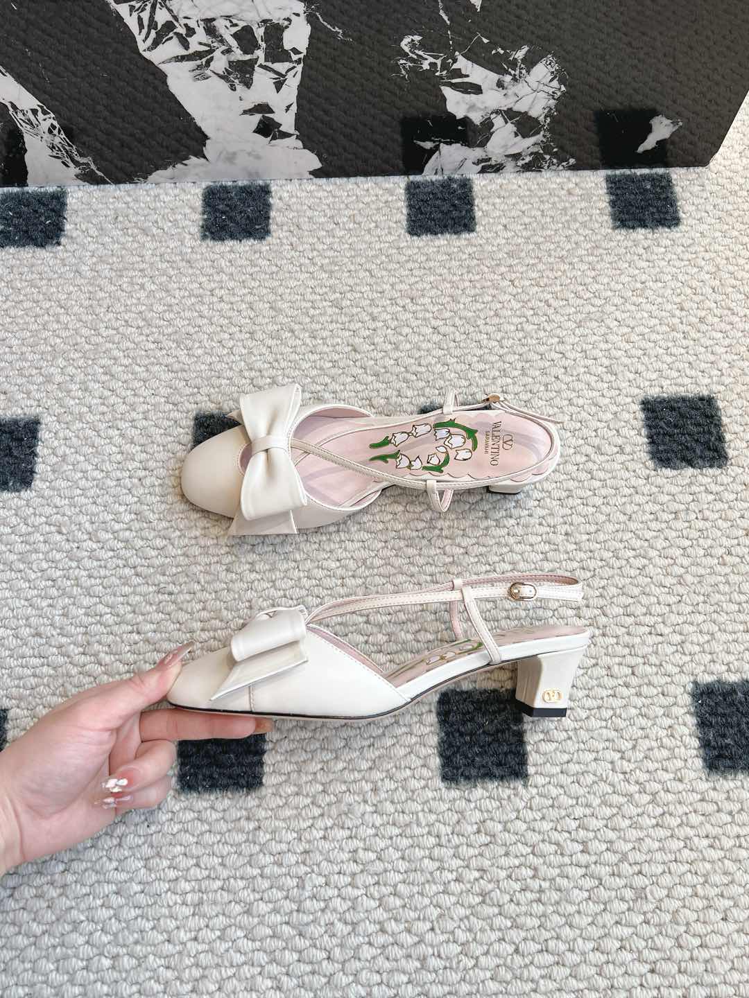 LuxluxHouse Best Quality Valentino Women Shoes