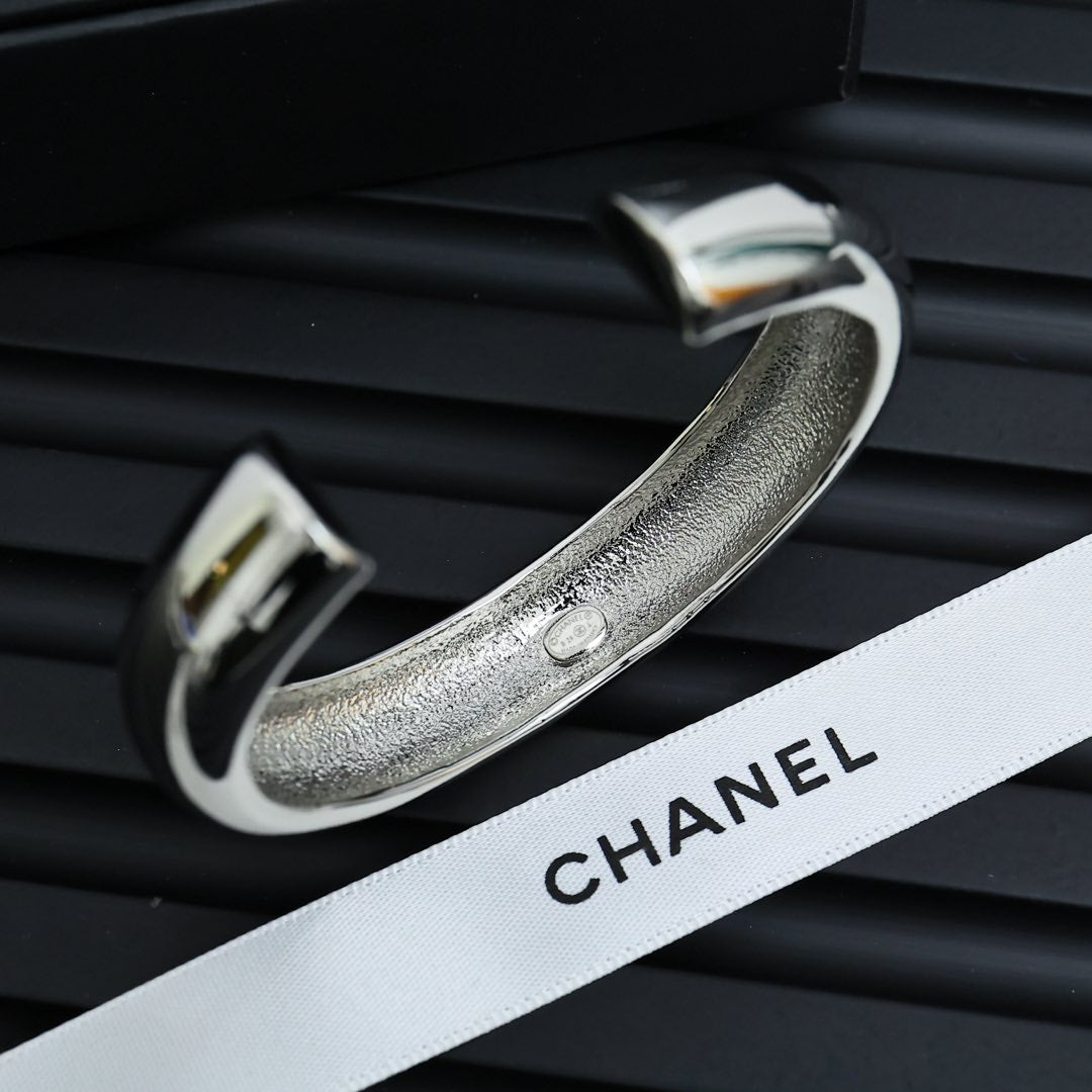 LuxluxHouse Best Quality Accessories Chanel