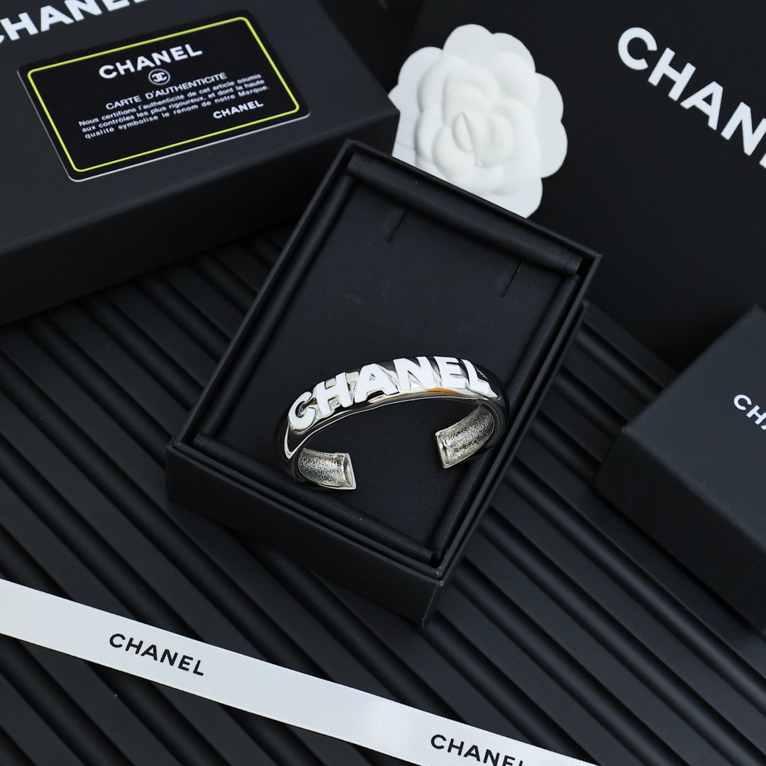 LuxluxHouse Best Quality Accessories Chanel