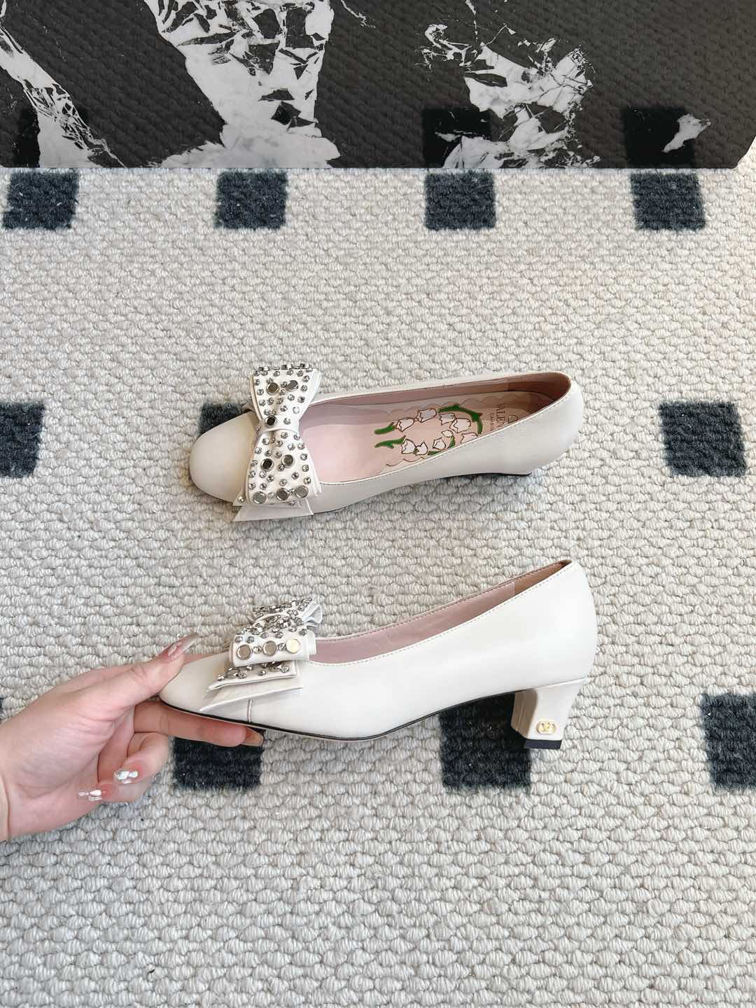 LuxluxHouse Best Quality Valentino Women Shoes
