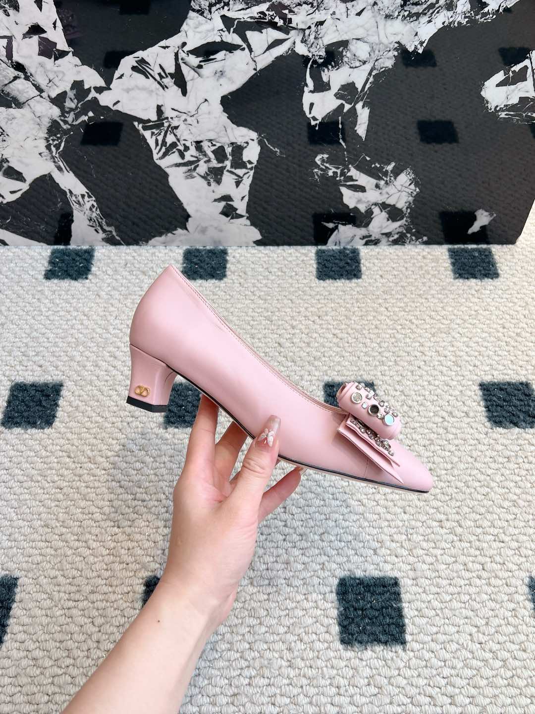 LuxluxHouse Best Quality Valentino Women Shoes
