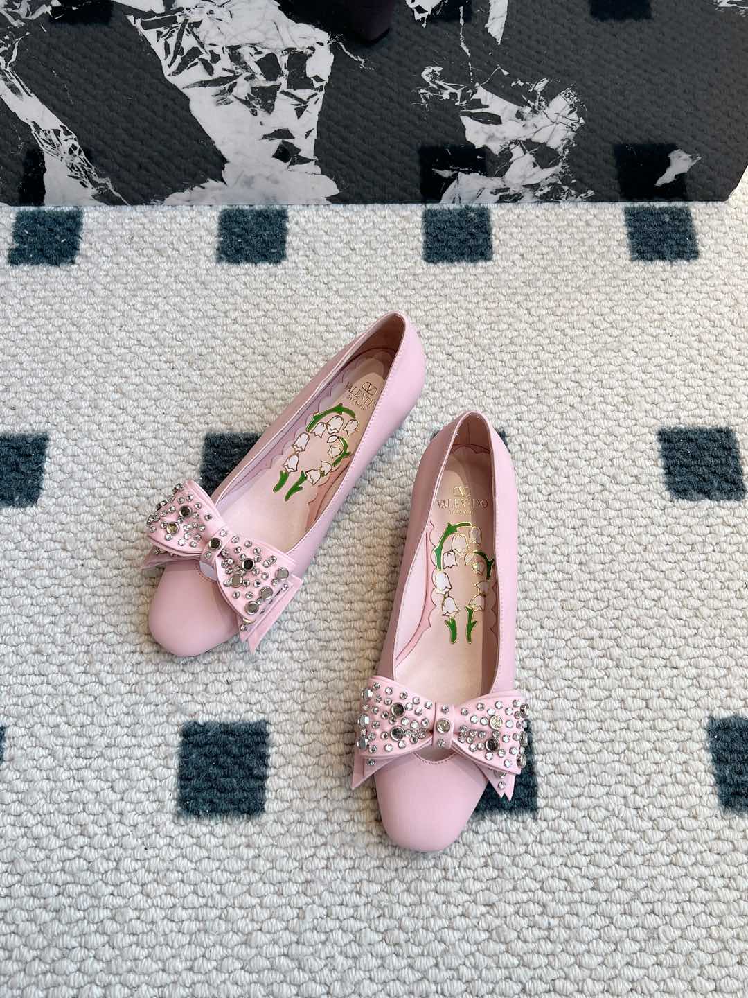 LuxluxHouse Best Quality Valentino Women Shoes