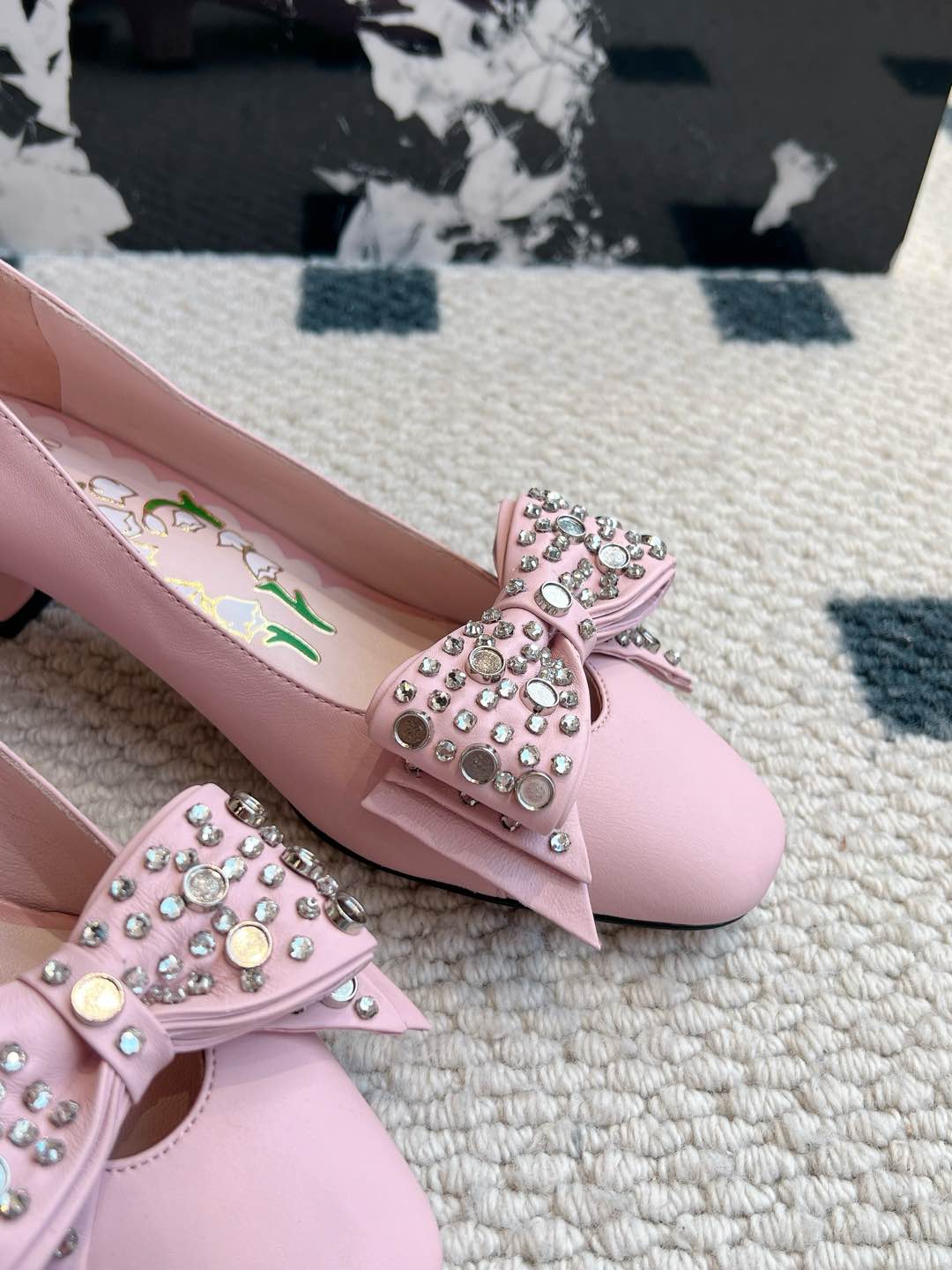 LuxluxHouse Best Quality Valentino Women Shoes