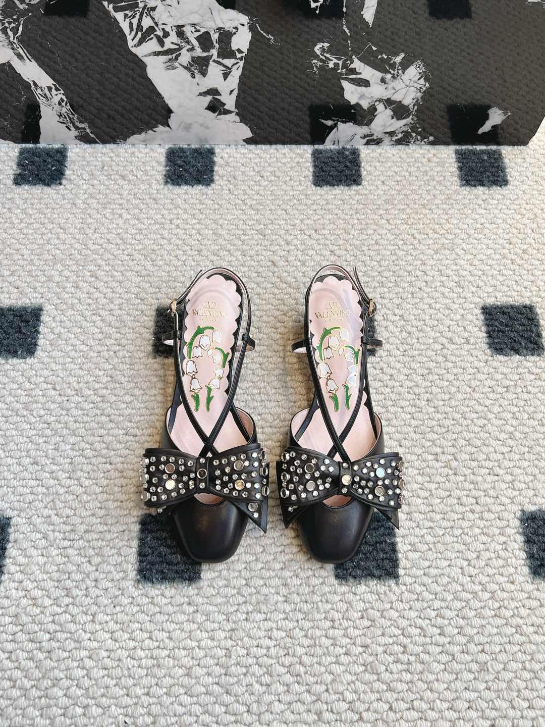 LuxluxHouse Best Quality Valentino Women Shoes