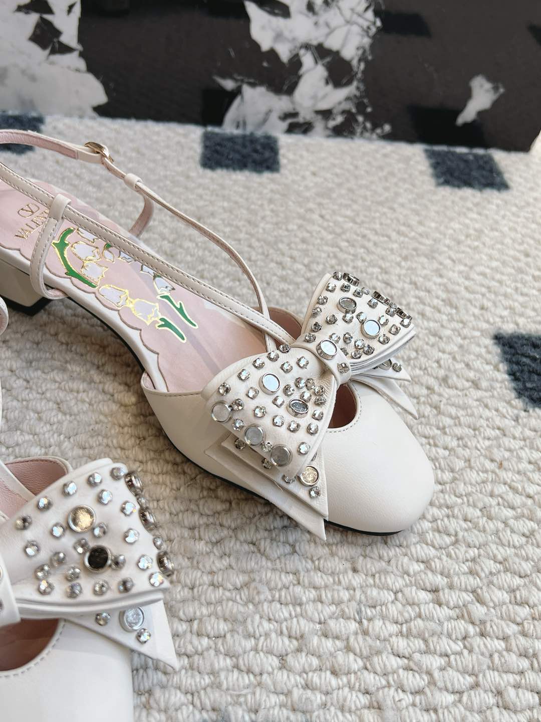 LuxluxHouse Best Quality Valentino Women Shoes